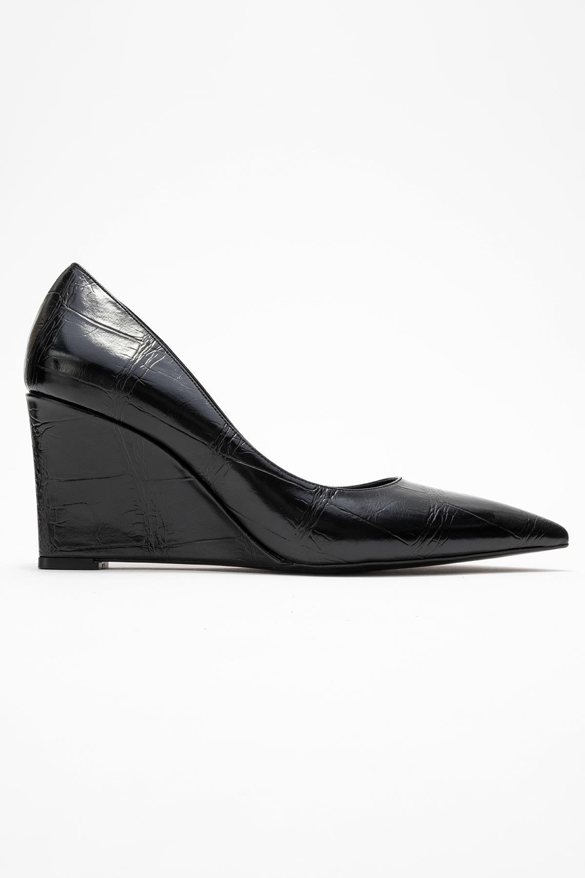 Puera - Black Printed Pointed Toe Wedge Heel Pump (Women)
