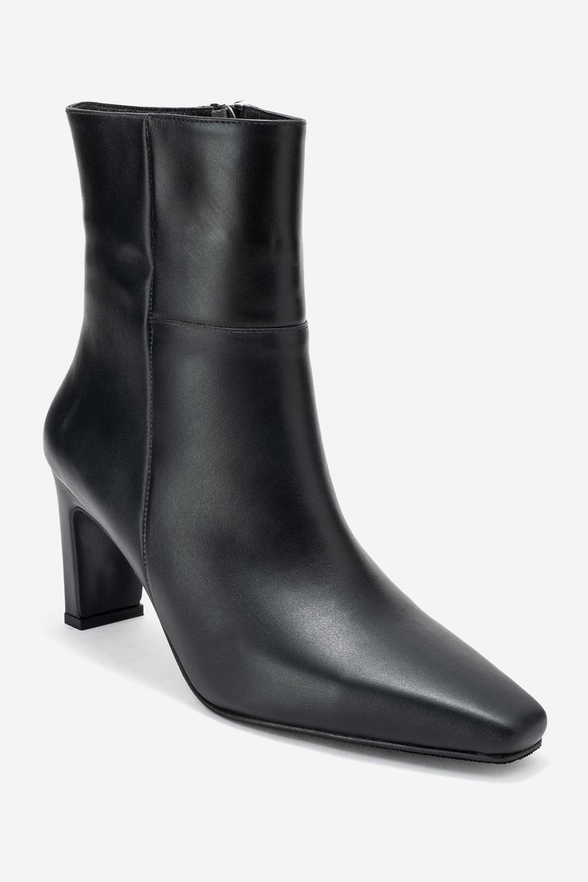 Kyoto - Black Genuine Leather Block Heel Boot (Women)