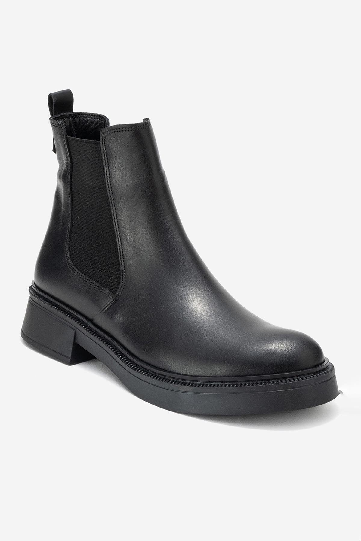 Orliss - Black Genuine Leather Elastic Panel Chelsea Boot (Women)