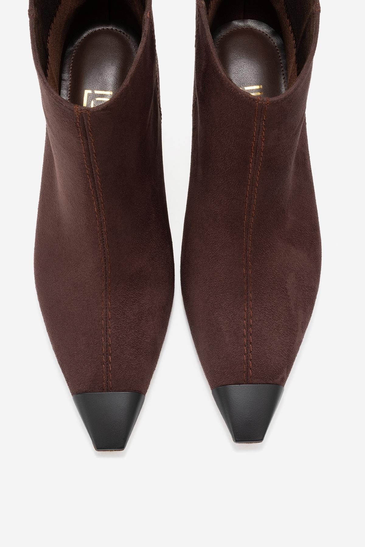 Rassel - Brown Suede Matte Toe Slim Heel Boot (Women)