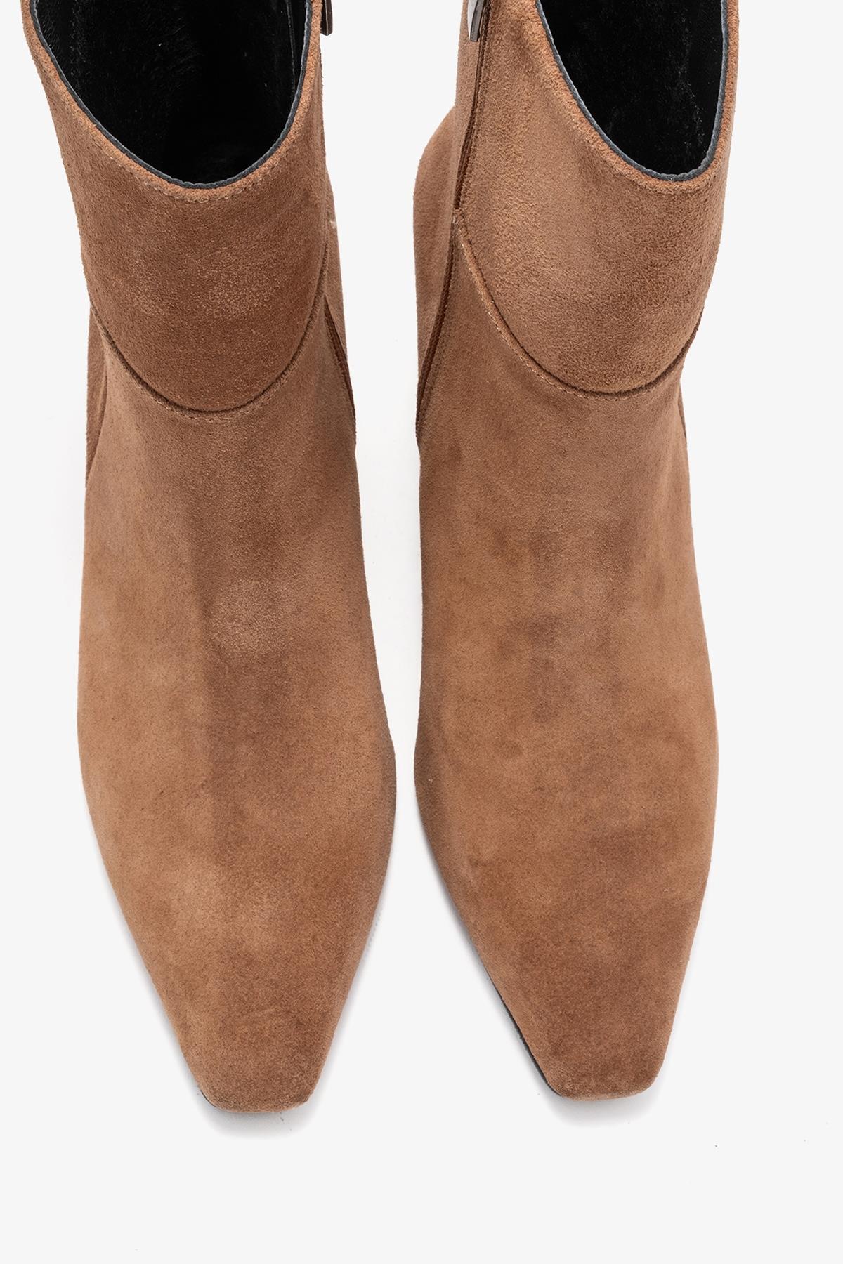 Kyoto - Taupe Genuine Leather Block Heel Boot (Women)