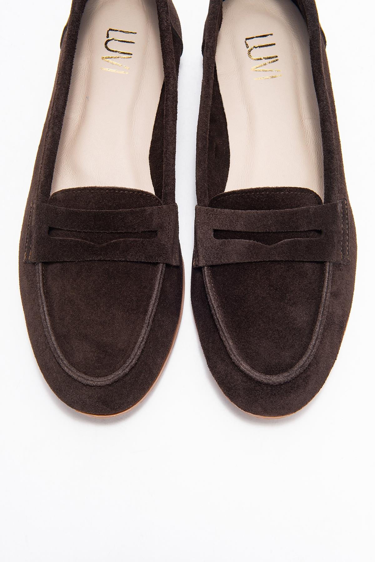 F02 - Brown Genuine Leather Loafer (Women)