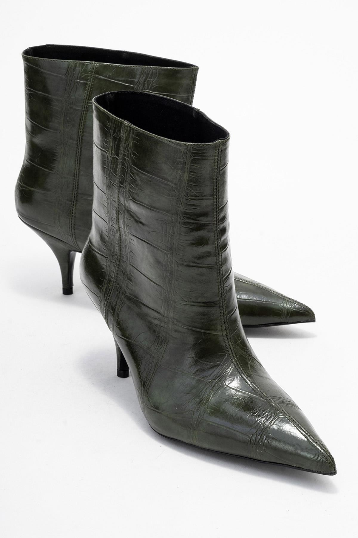 Brivelle - Green Printed Pointed Toe Kitten Heel Boot (Women)