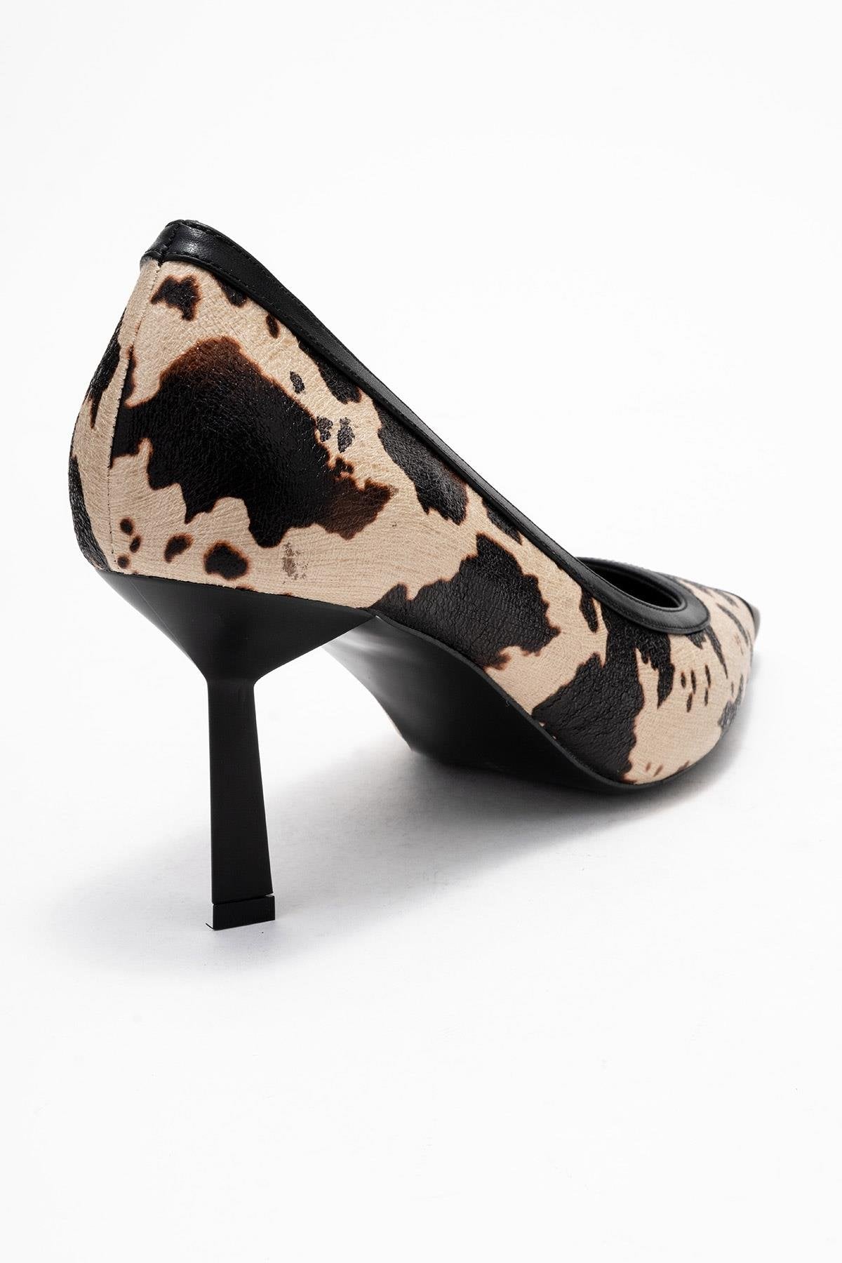 Rona - Black Beige Pattern Pointed Toe Pump (Women)