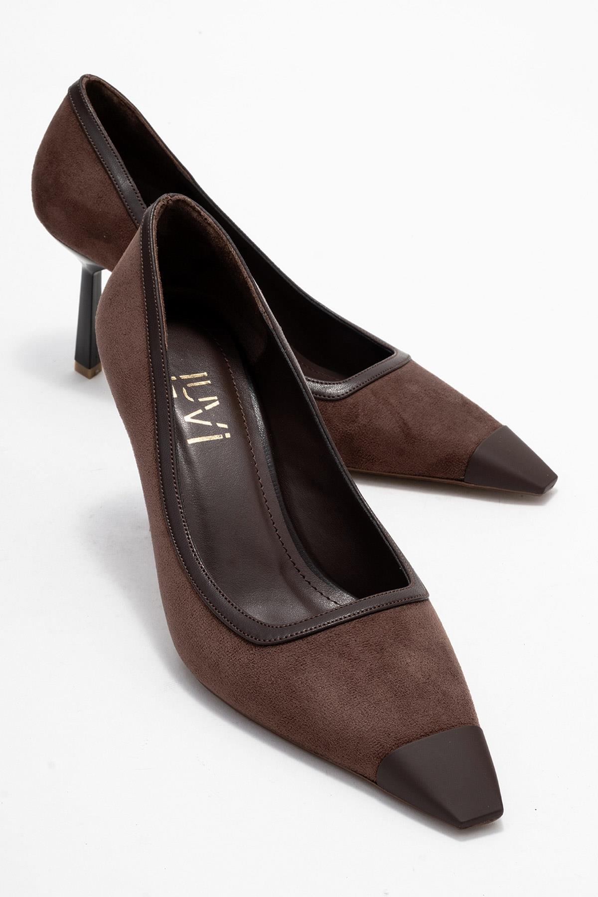 Rona - Brown Pointed Toe Pump (Women)