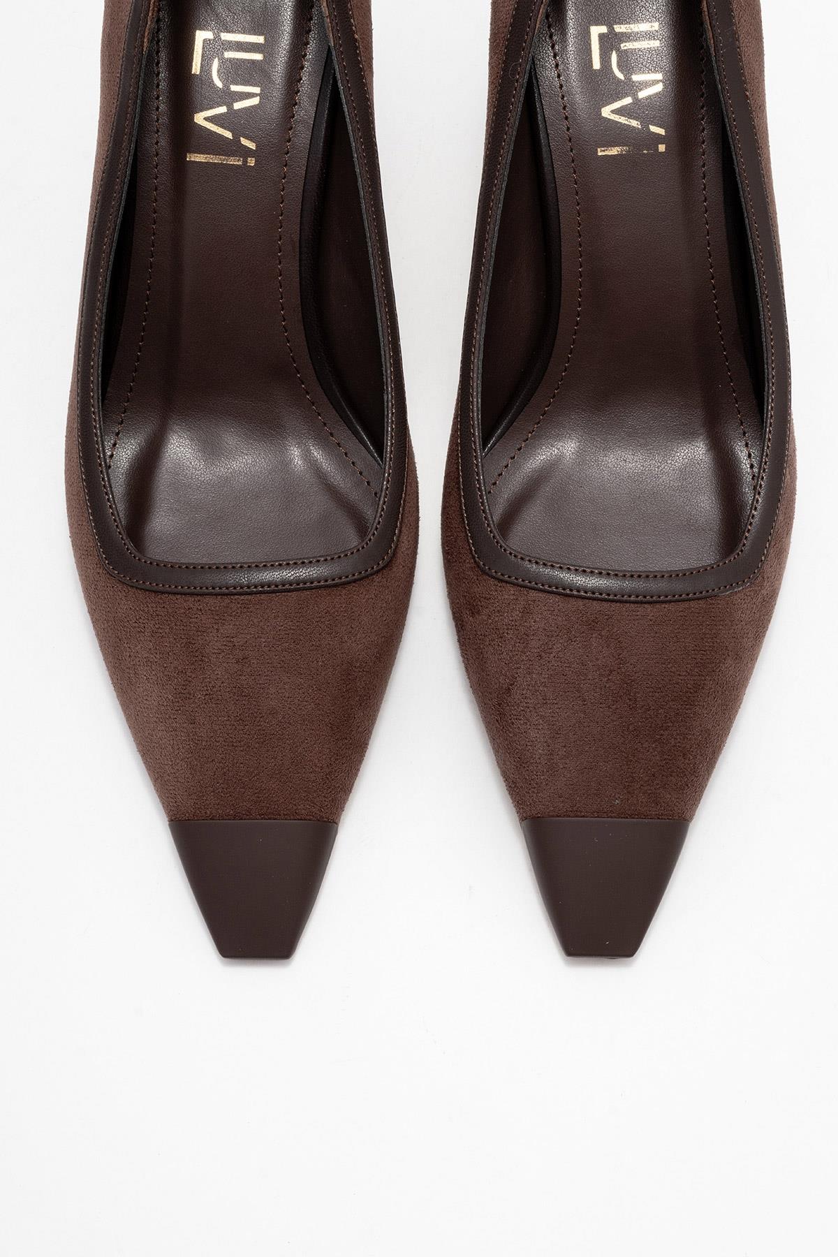 Rona - Brown Pointed Toe Pump (Women)