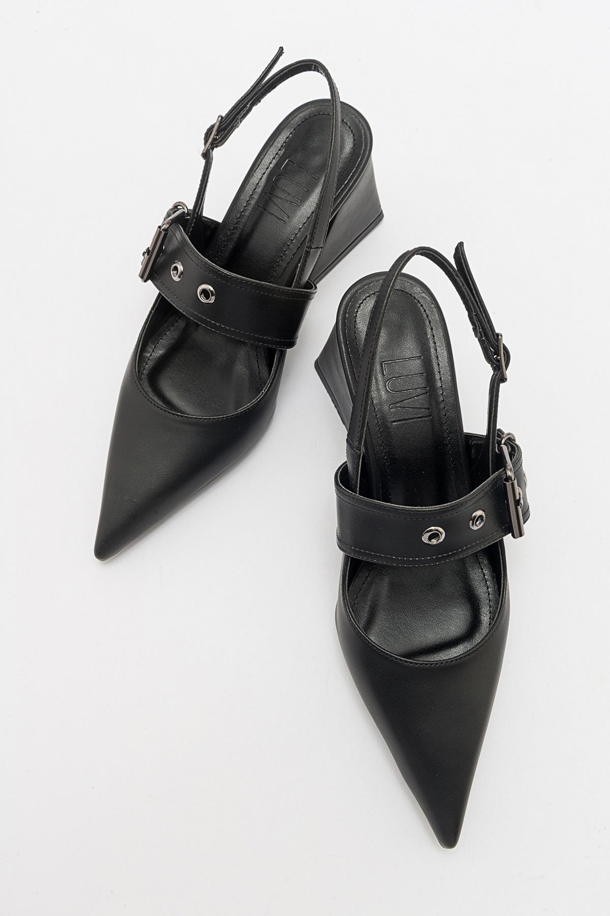 Nepido - Black Pointed Toe Open Back Chunky Heel Shoe (Women)