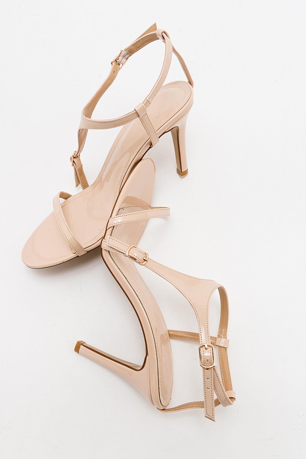 Molde - Beige Patent Stiletto Heel Shoe (Women)