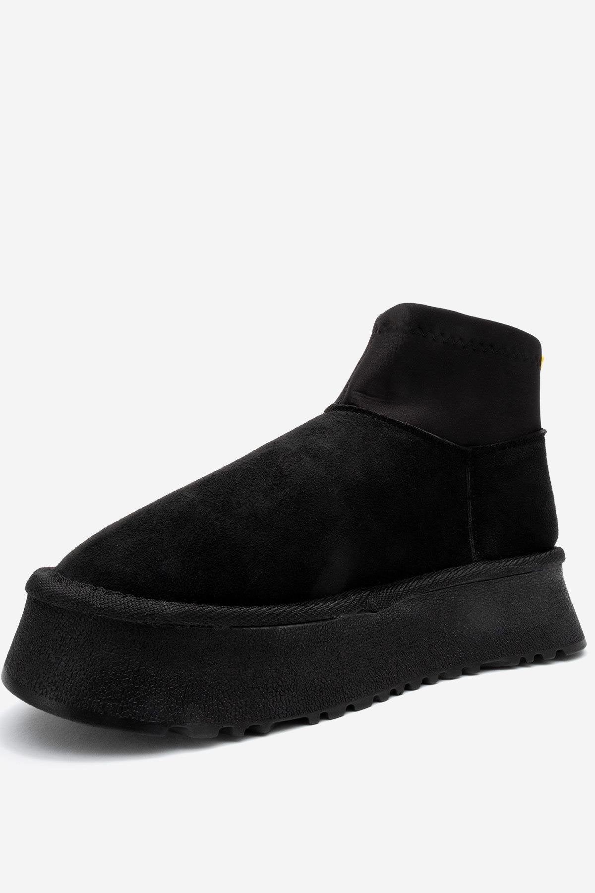Ovar - Black Suede Platform Boot (Women)