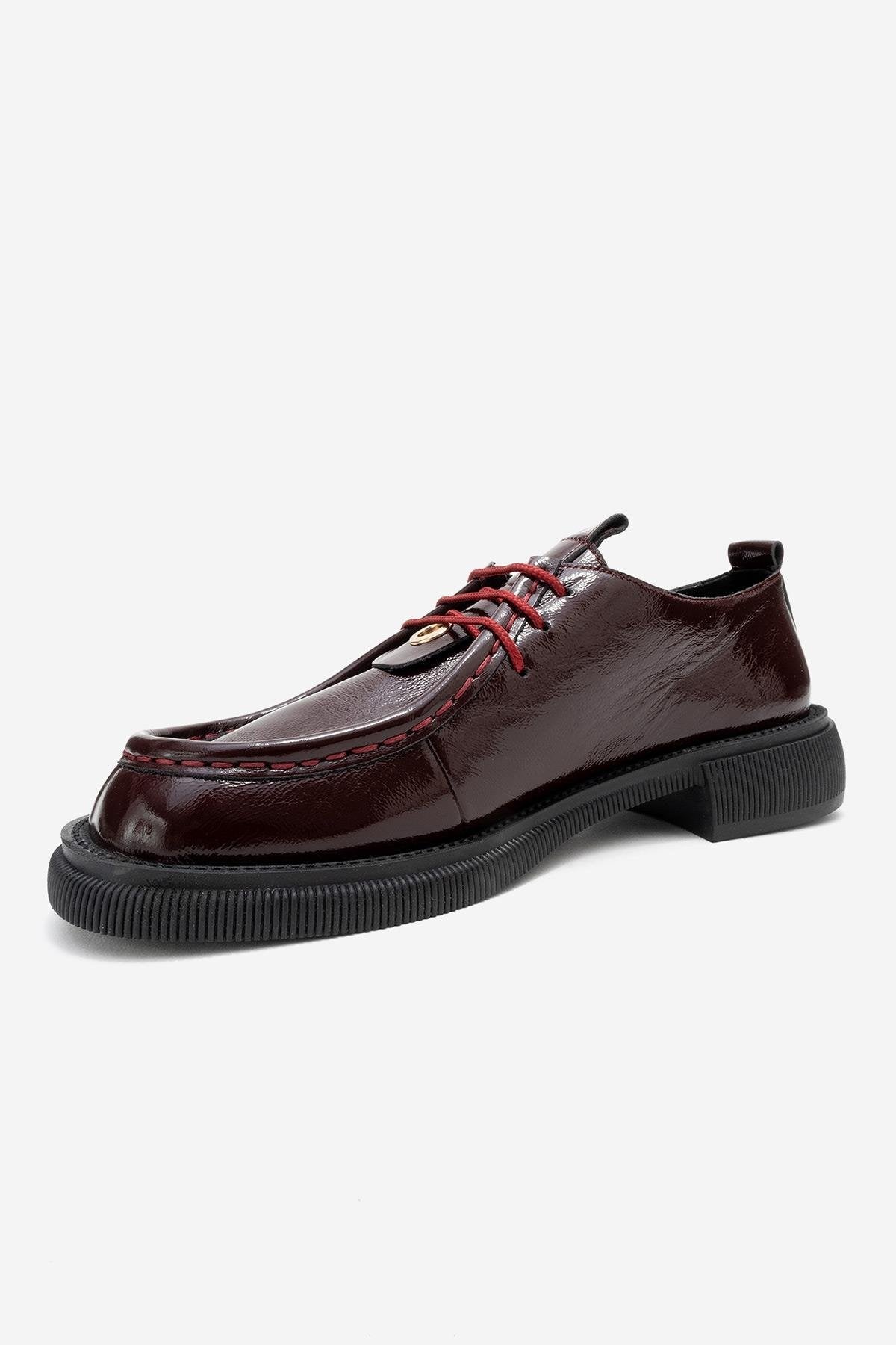 Band - Burgundy Crinkled Patent Genuine Leather Lace-Up Loafer (Women)