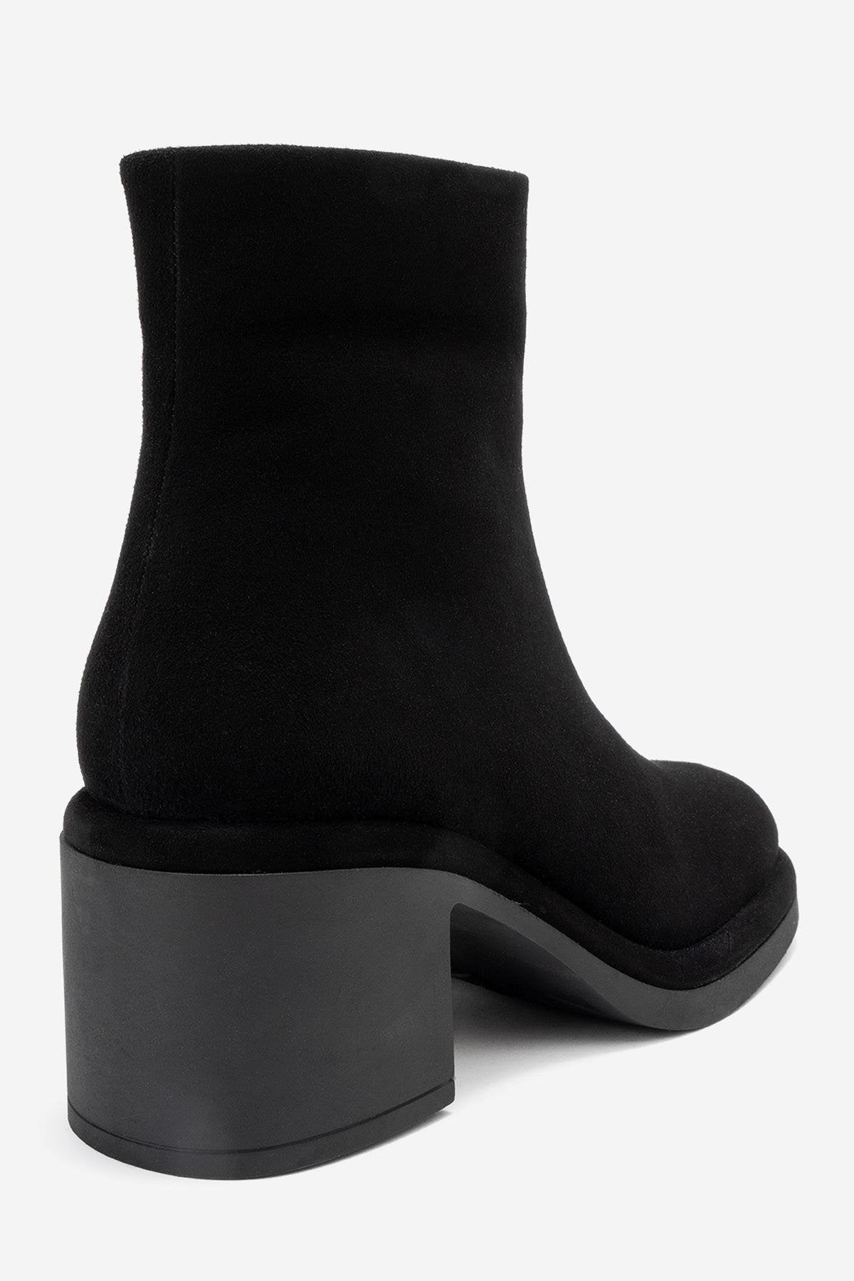 Junae - Black Genuine Leather Block Heel Boot (Women)