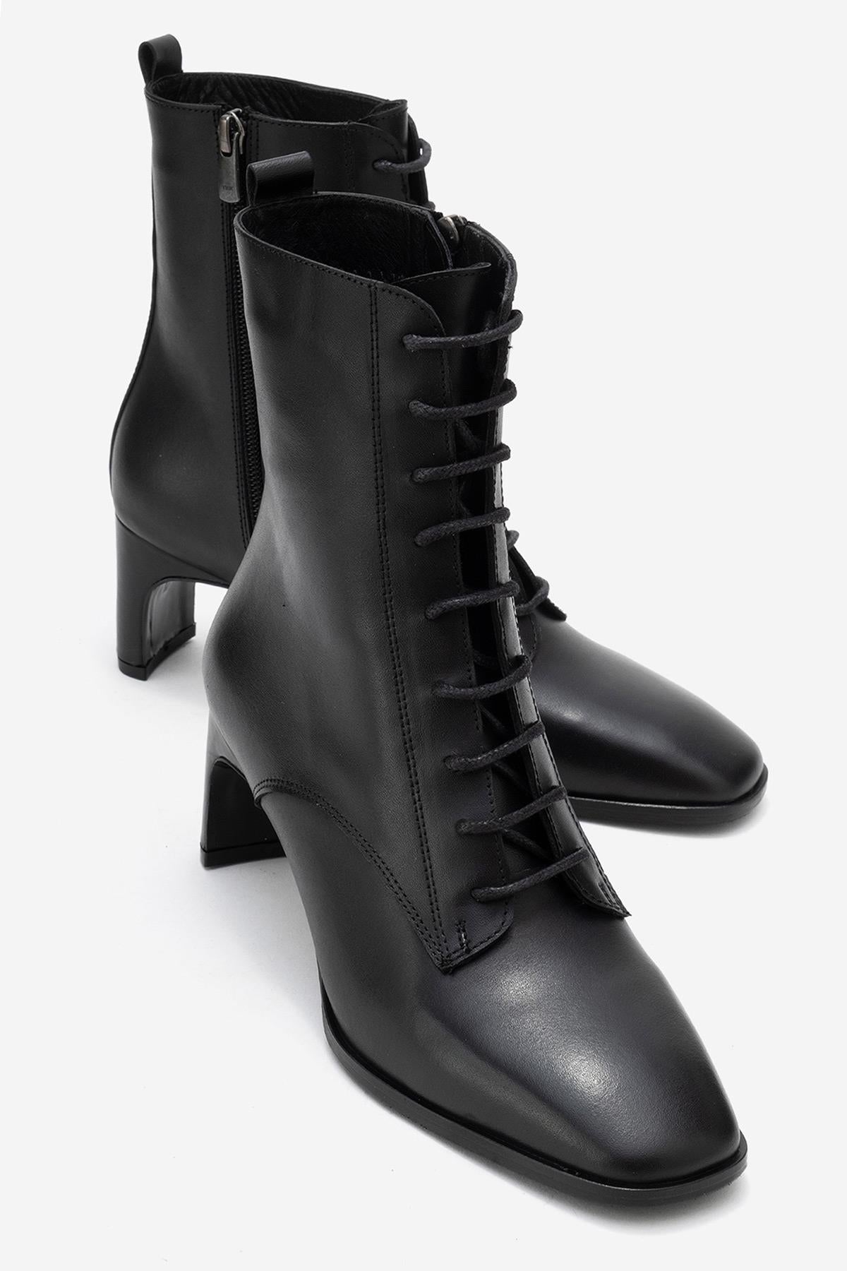 Sudy - Black Genuine Leather Lace-Up Block Heel Boot (Women)