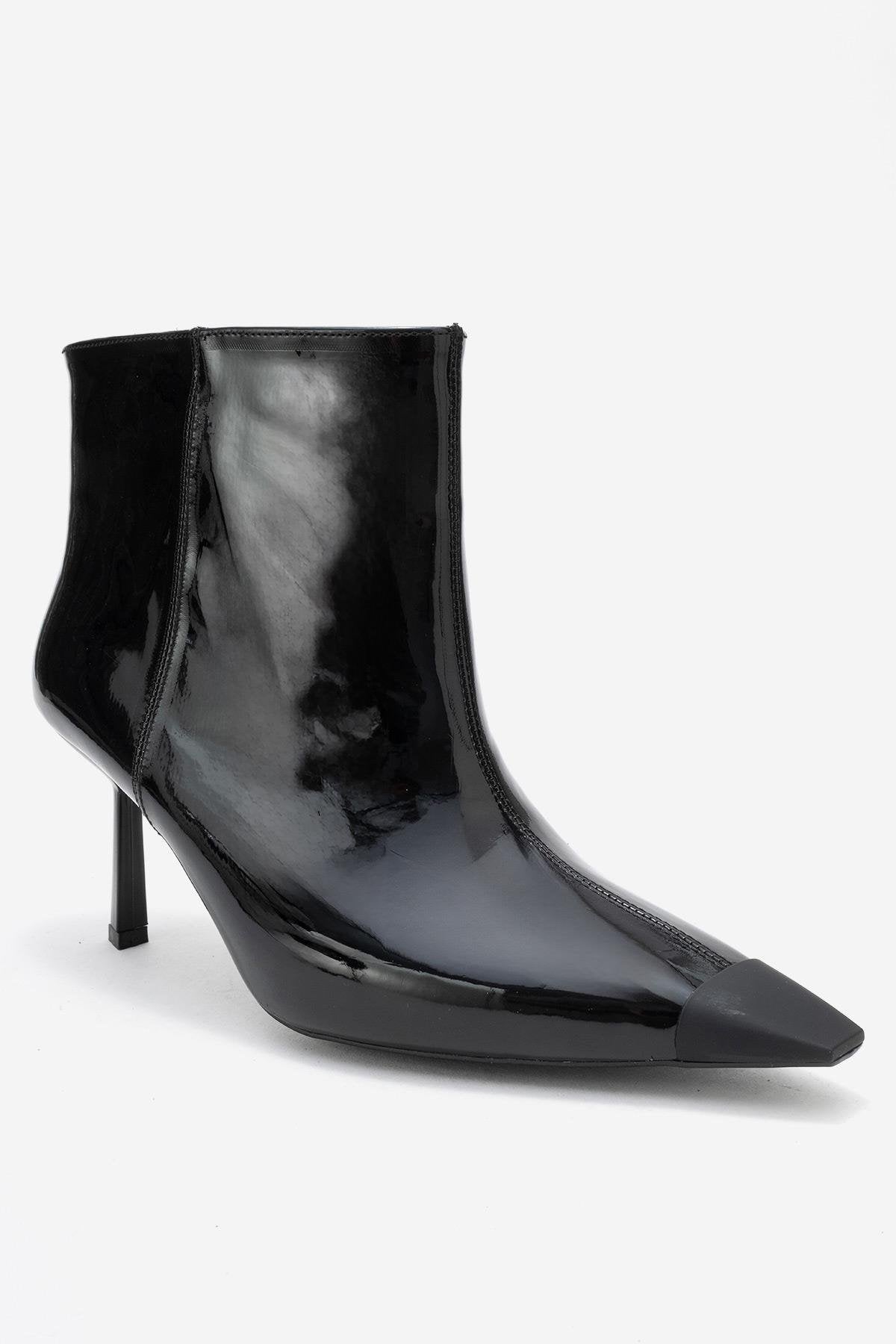 Rassel - Black Patent Pointed Toe Slim Heel Boot (Women)