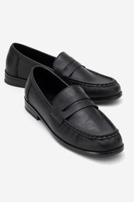 Valia - Black Genuine Leather Loafer (Women)