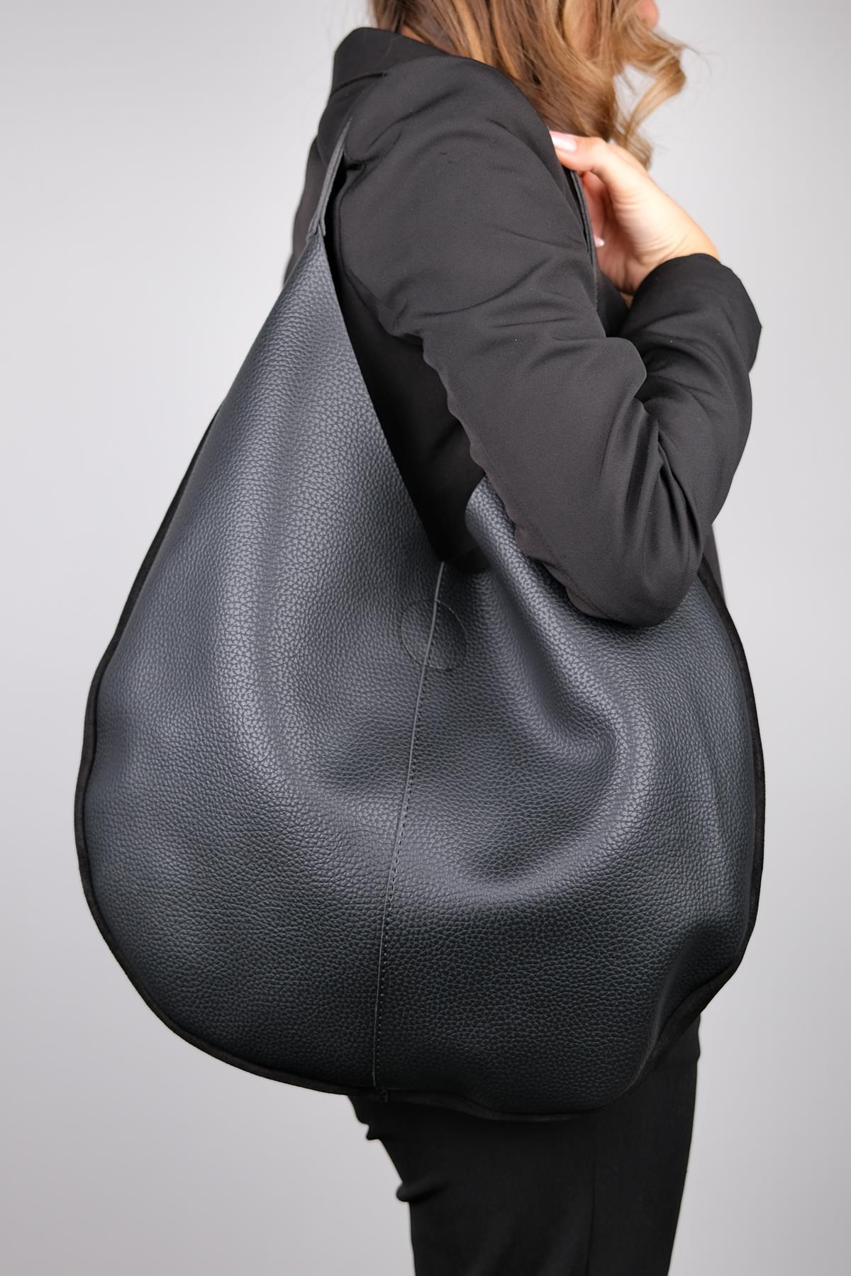 Puja - Black Genuine Leather Shoulder Bag (Women)