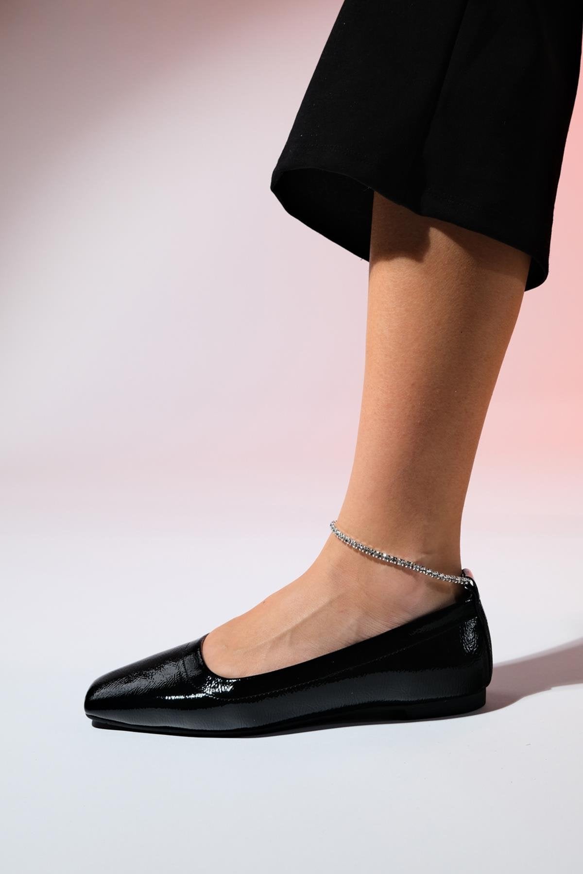 Pohan - Black Genuine Leather Patent Stone-Embellished Ballet Flat (Women)