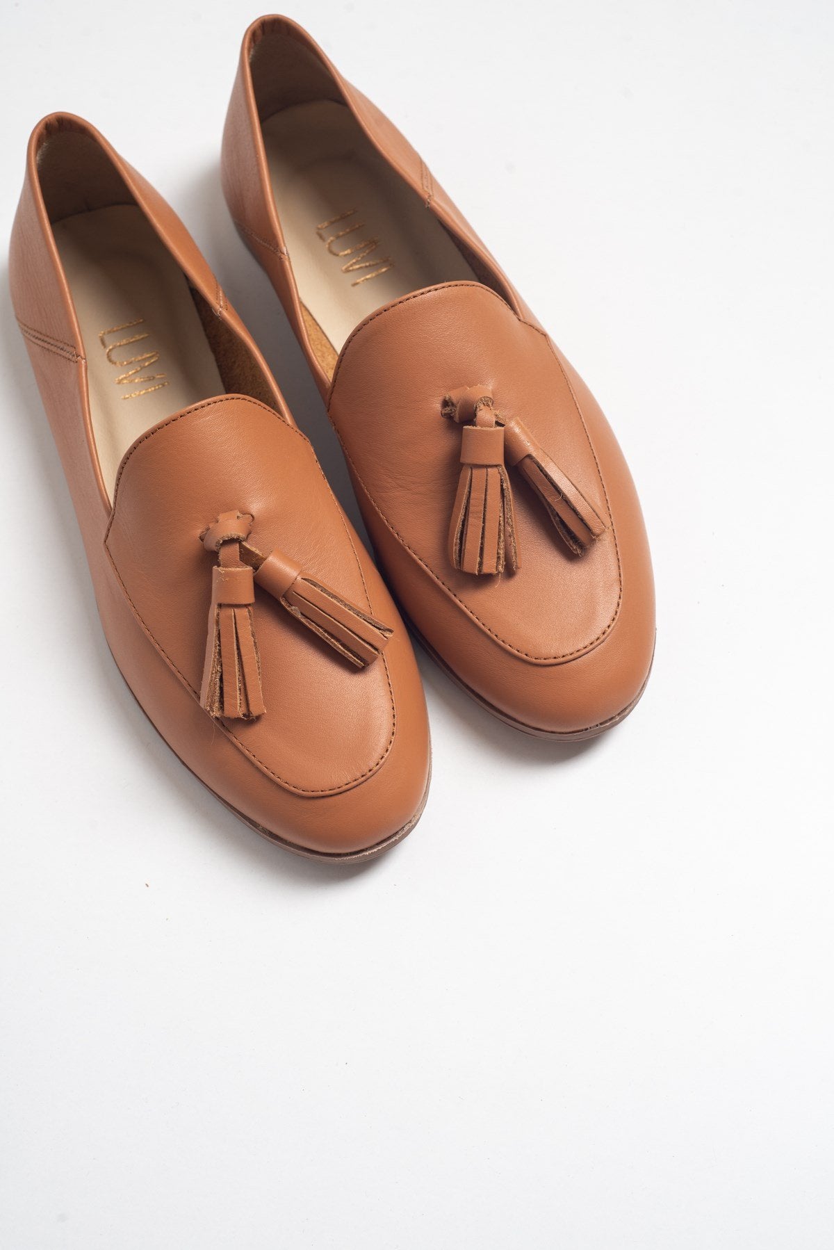 F04 - Cognac Genuine Leather Tassel Loafer (Women)