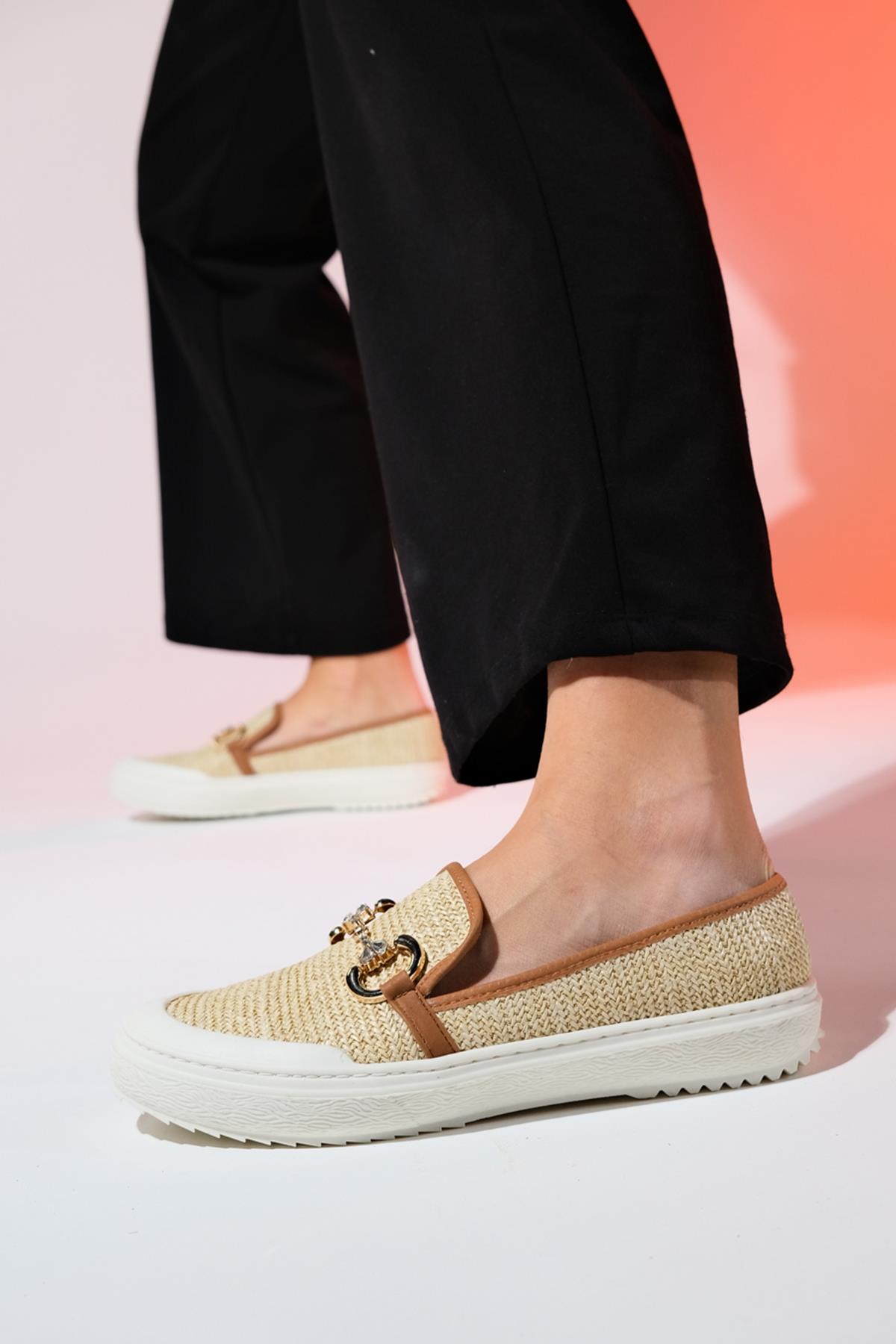 Barcelos - Beige Straw Buckle Loafer (Women)
