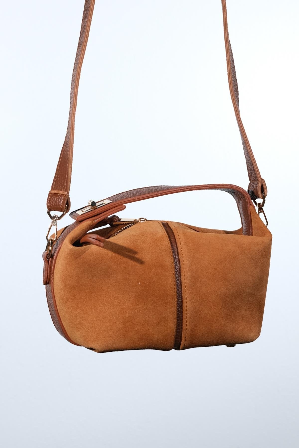 ISLAND - Cognac Genuine Leather Shoulder Bag (Women)