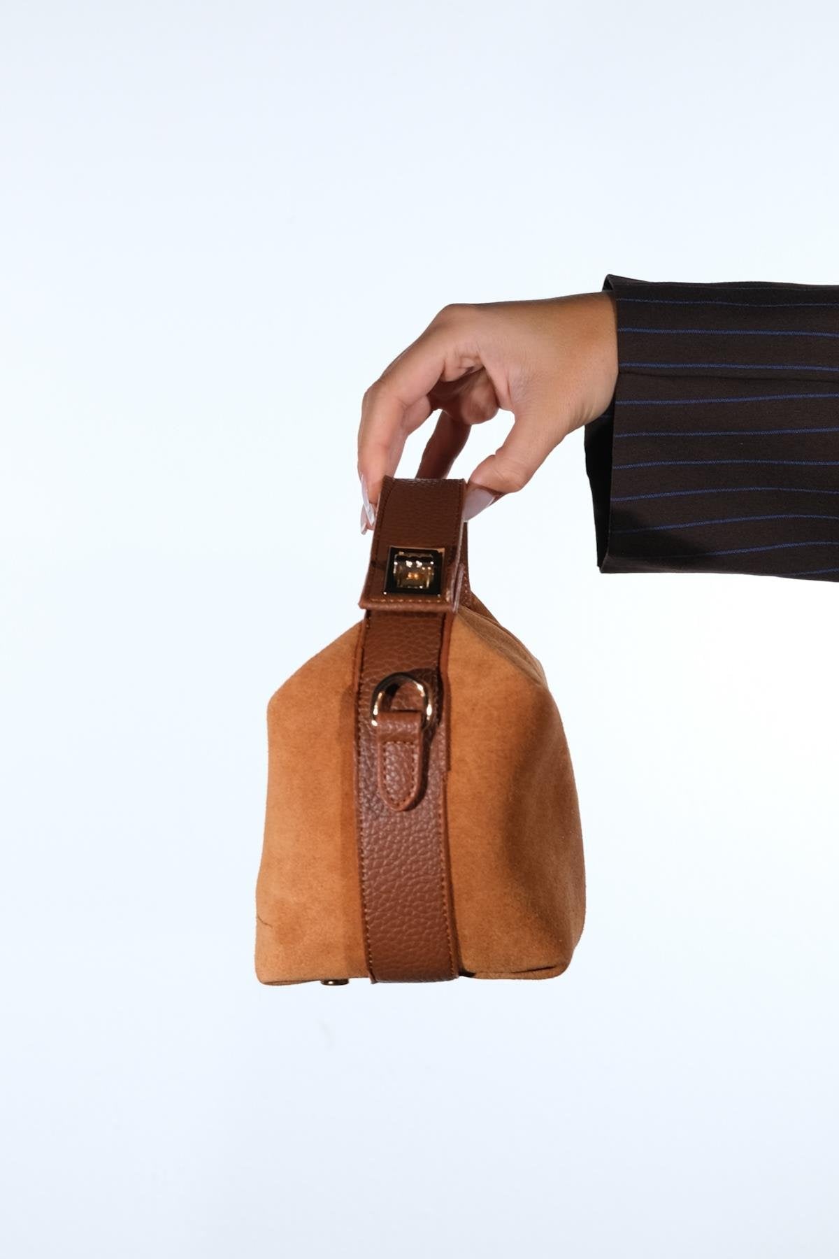 ISLAND - Cognac Genuine Leather Shoulder Bag (Women)