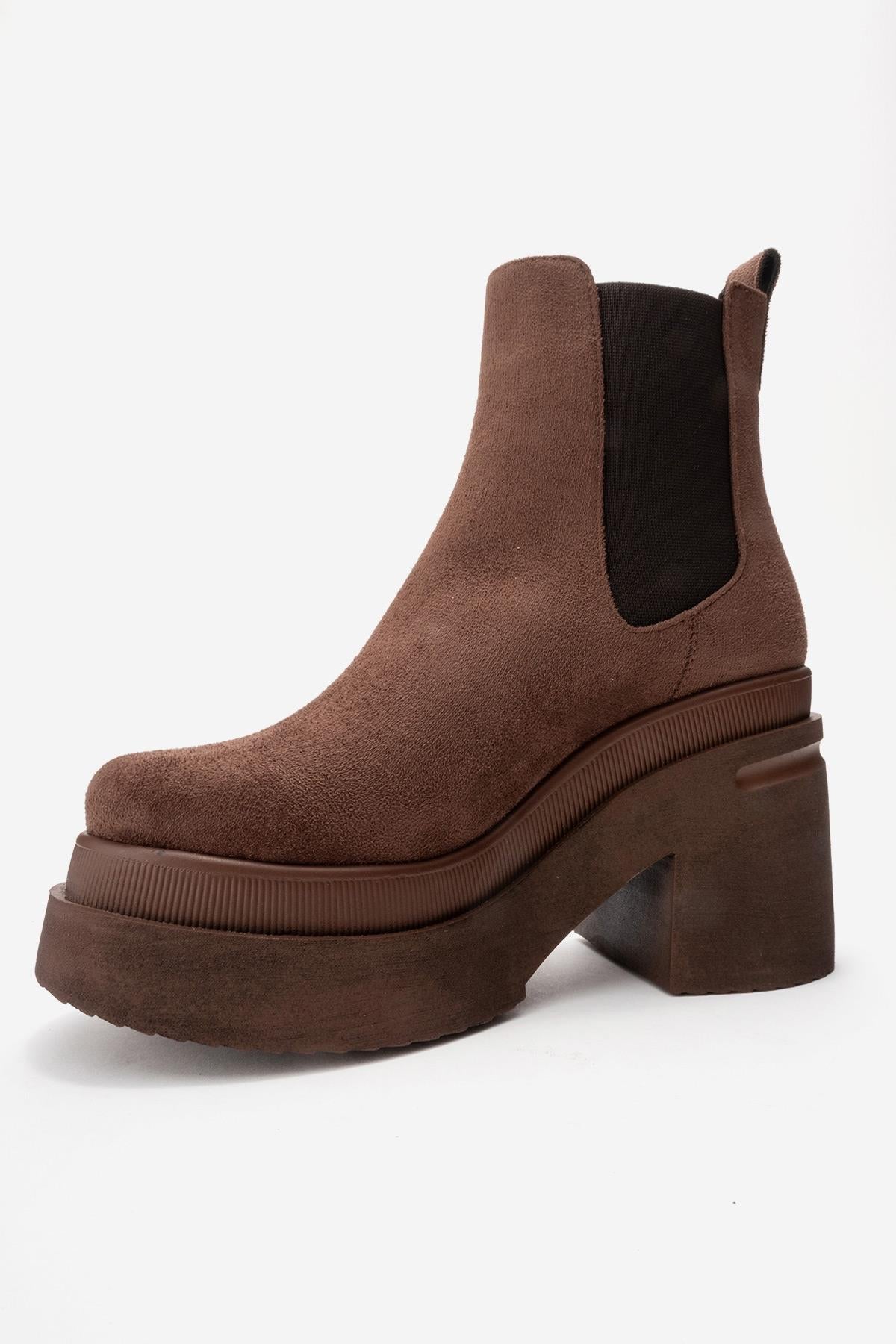 EMMA - Brown Platform Heel Boot (Women)