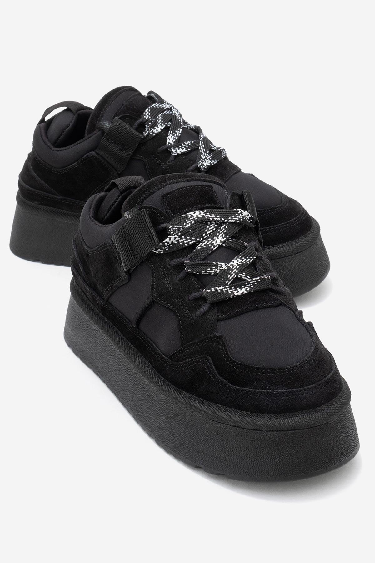 Riven - Black Genuine Leather Platform Sneaker (Women)