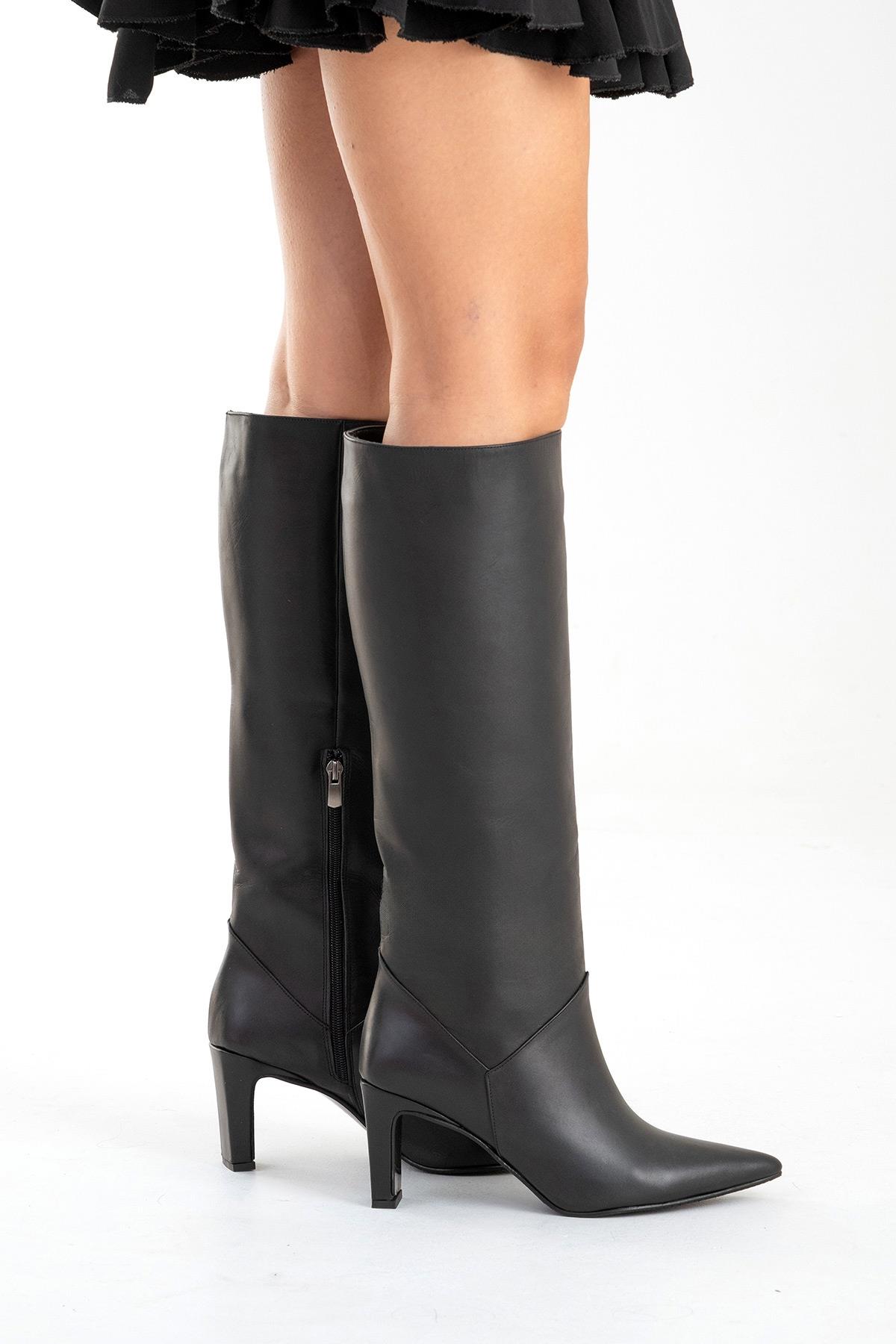 MERLA - Black Genuine Leather Block Heel Boot (Women)