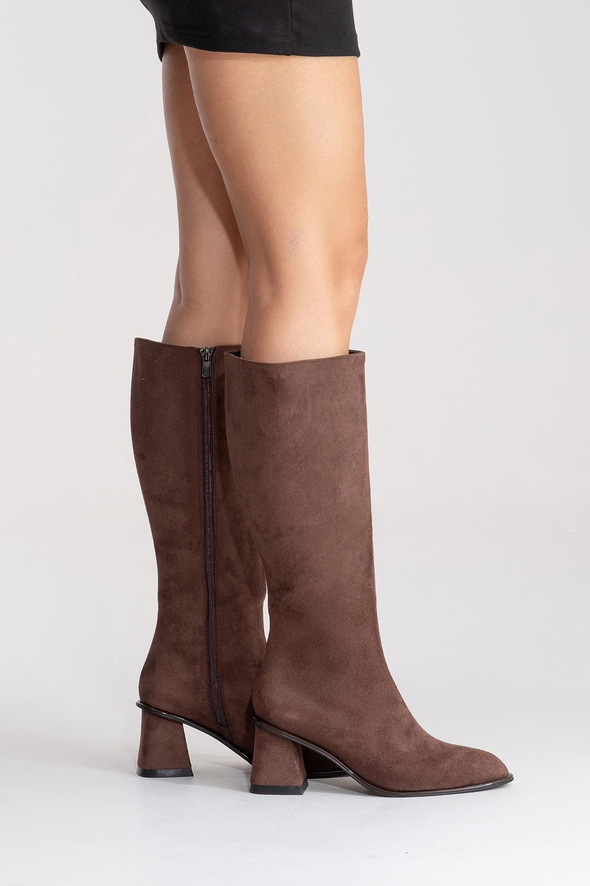 PARADIS - Brown Block Heel Boot (Women)