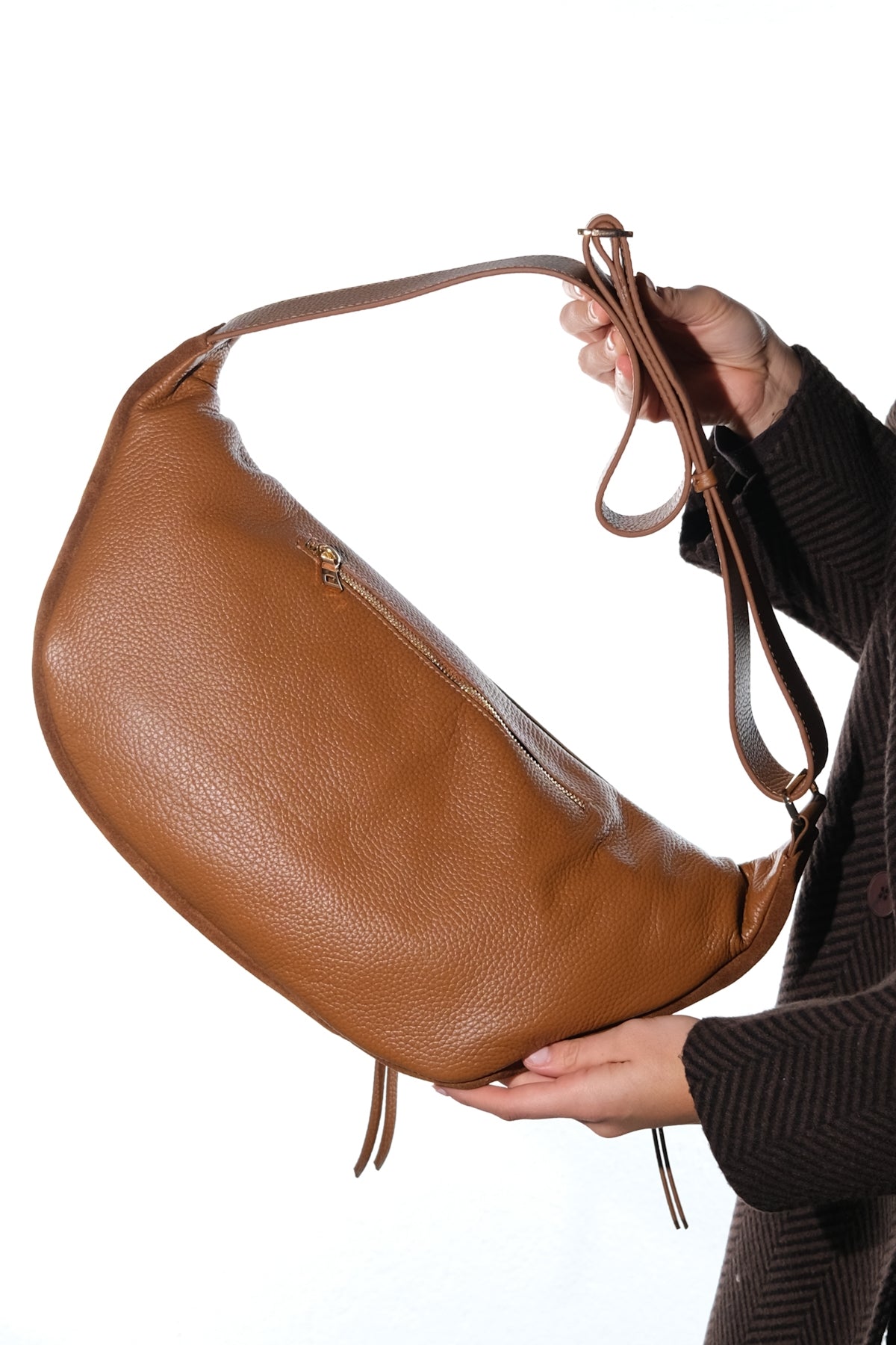 SOLA - Cognac Genuine Leather Body Bag (Women)