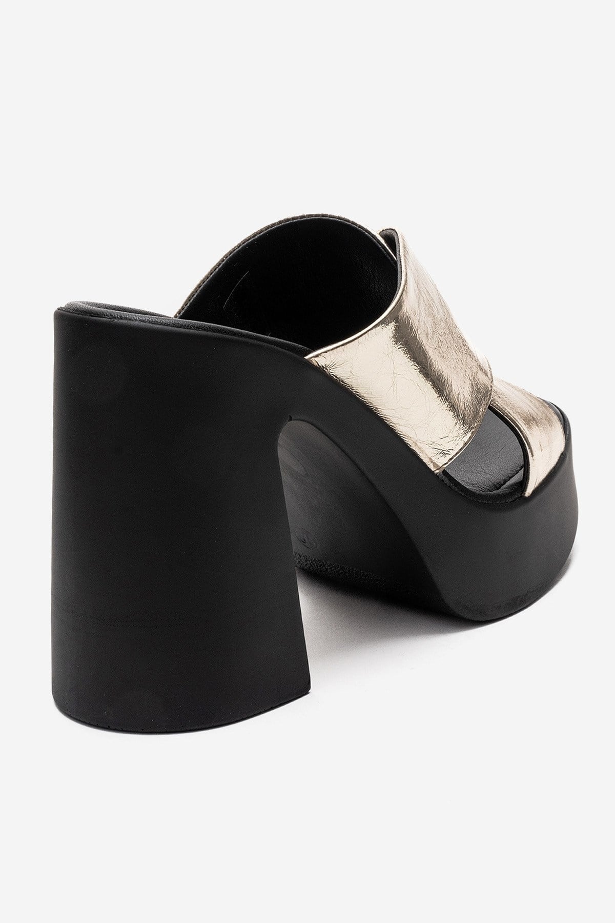 Essenza - Gold Genuine Leather Platform Block Heel Mule (Women)