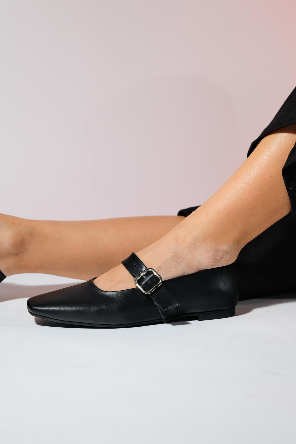 Bluff - Black Genuine Leather Square Toe Ballet Flat (Women)