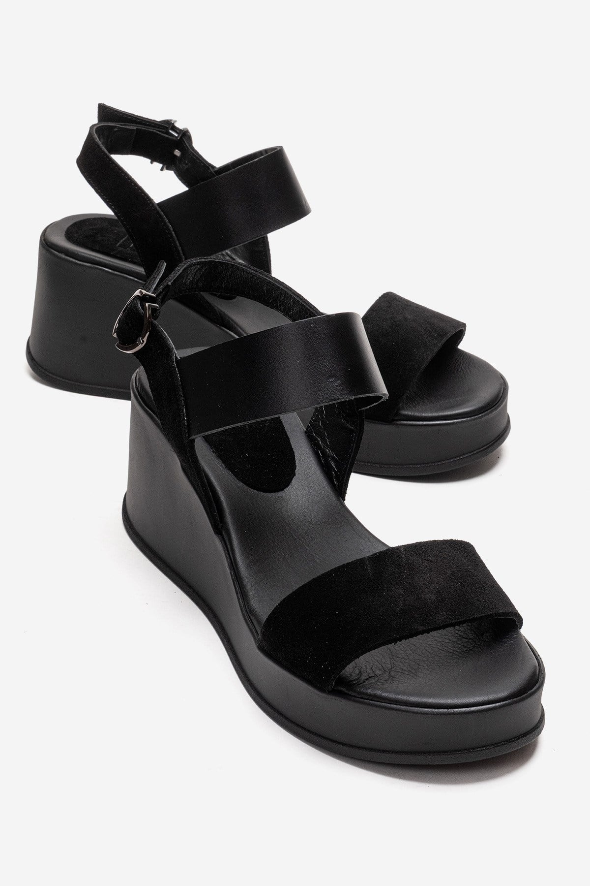 LOLANTHE - Black Genuine Leather Wedge Heel Sandal (Women)