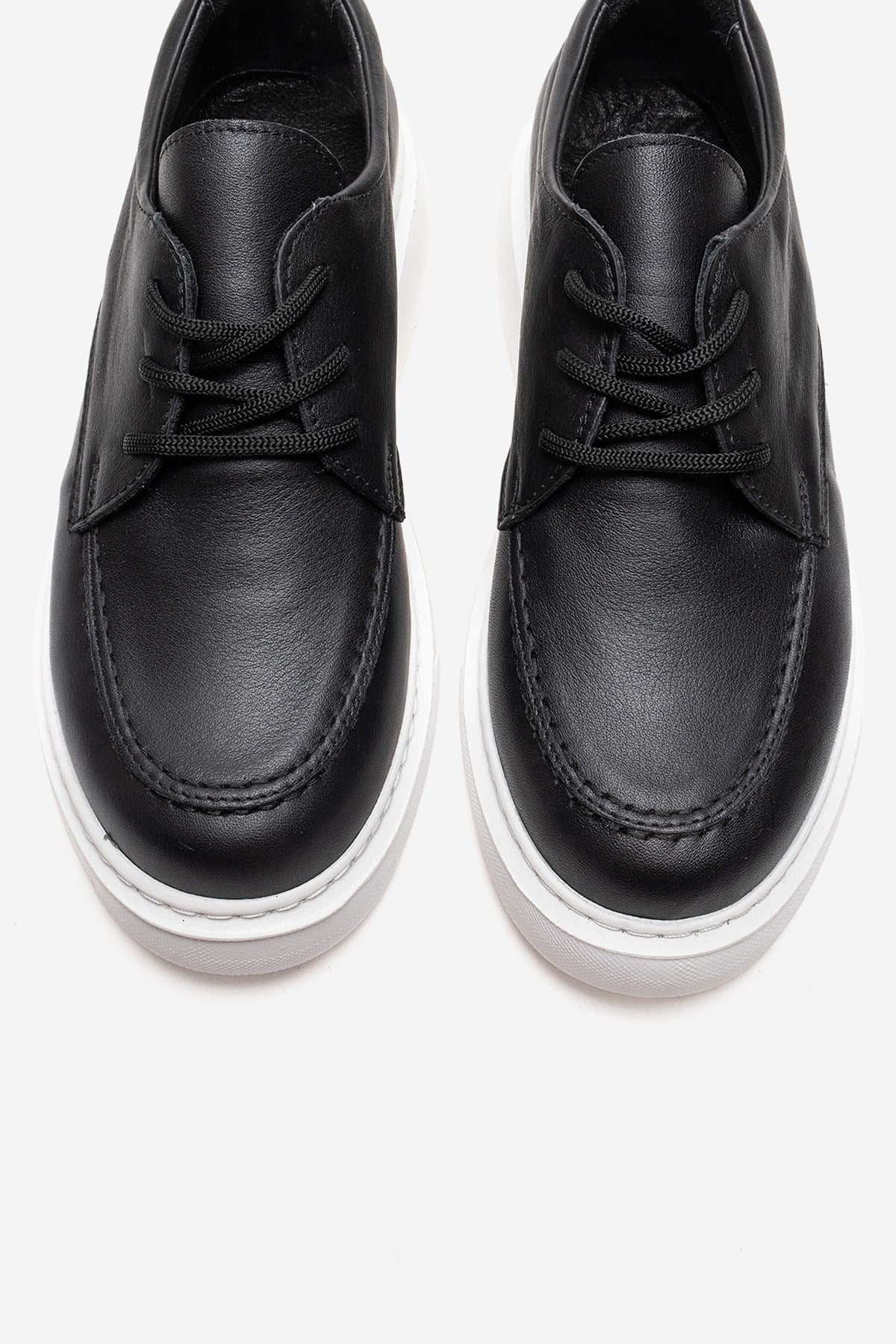 MAREON - Black Genuine Leather Lace-Up Daily Shoe (Women)