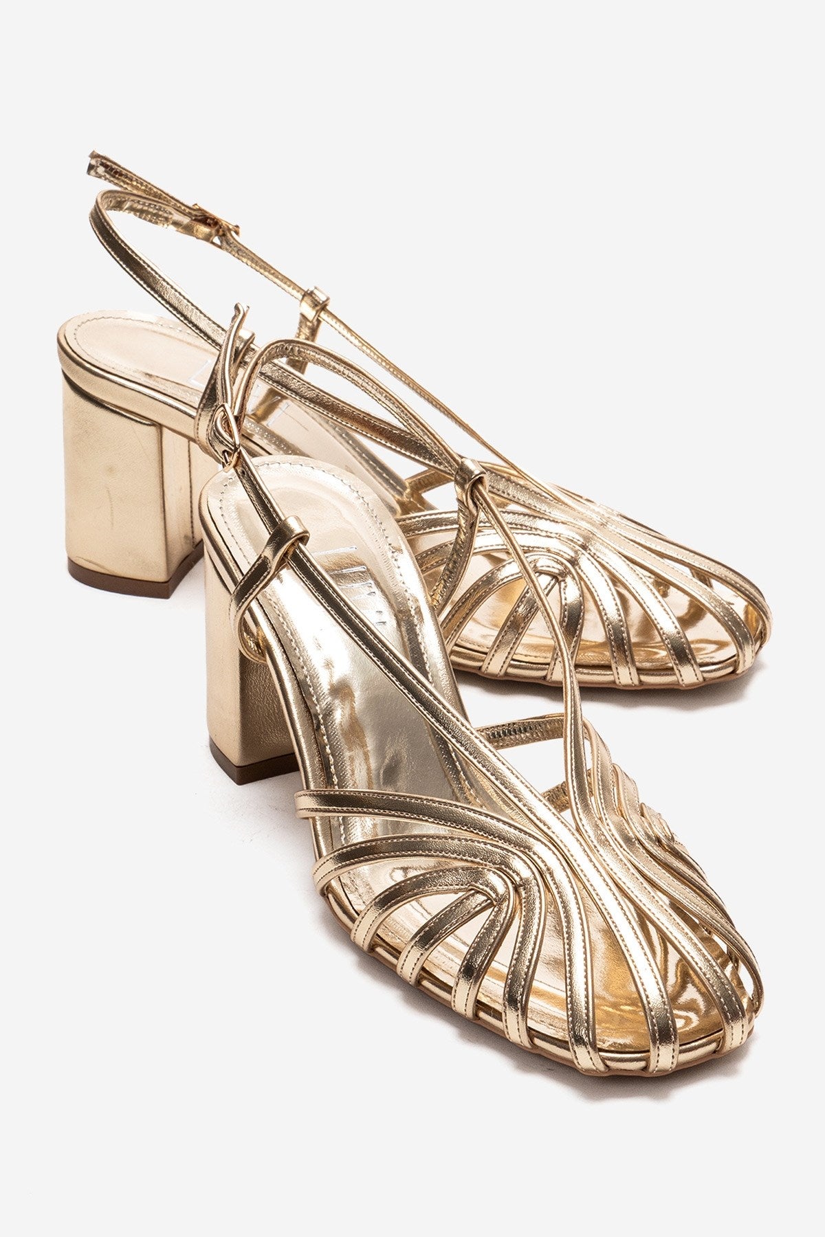 WILDA - Gold Block Heel Shoe (Women)