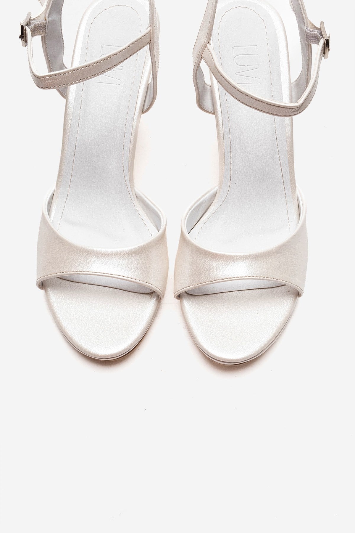 POISE - Off-White Stiletto Pump (Women)