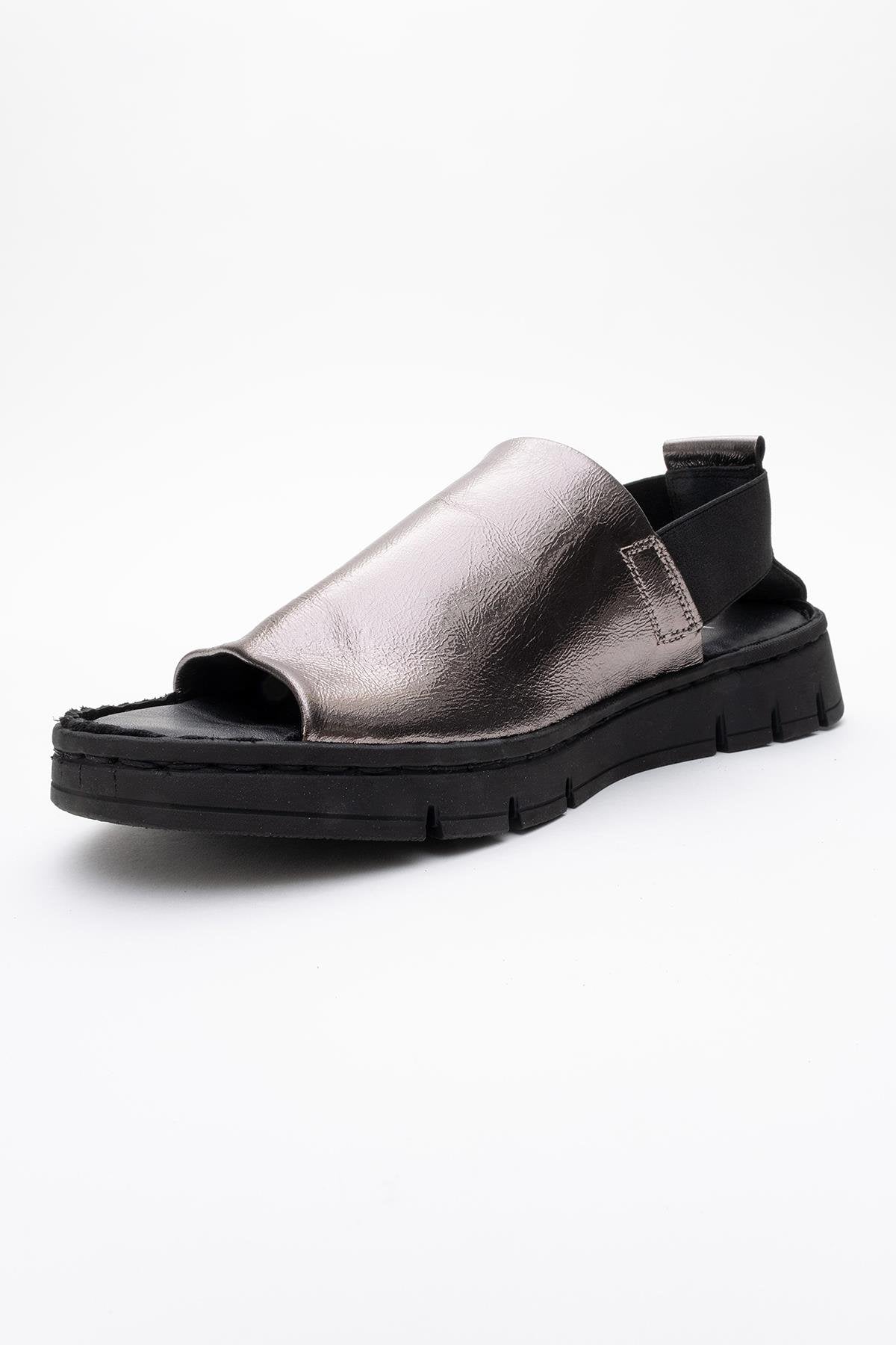 Londoi - Crystal Elastic Strap Leather Sandal (Women)