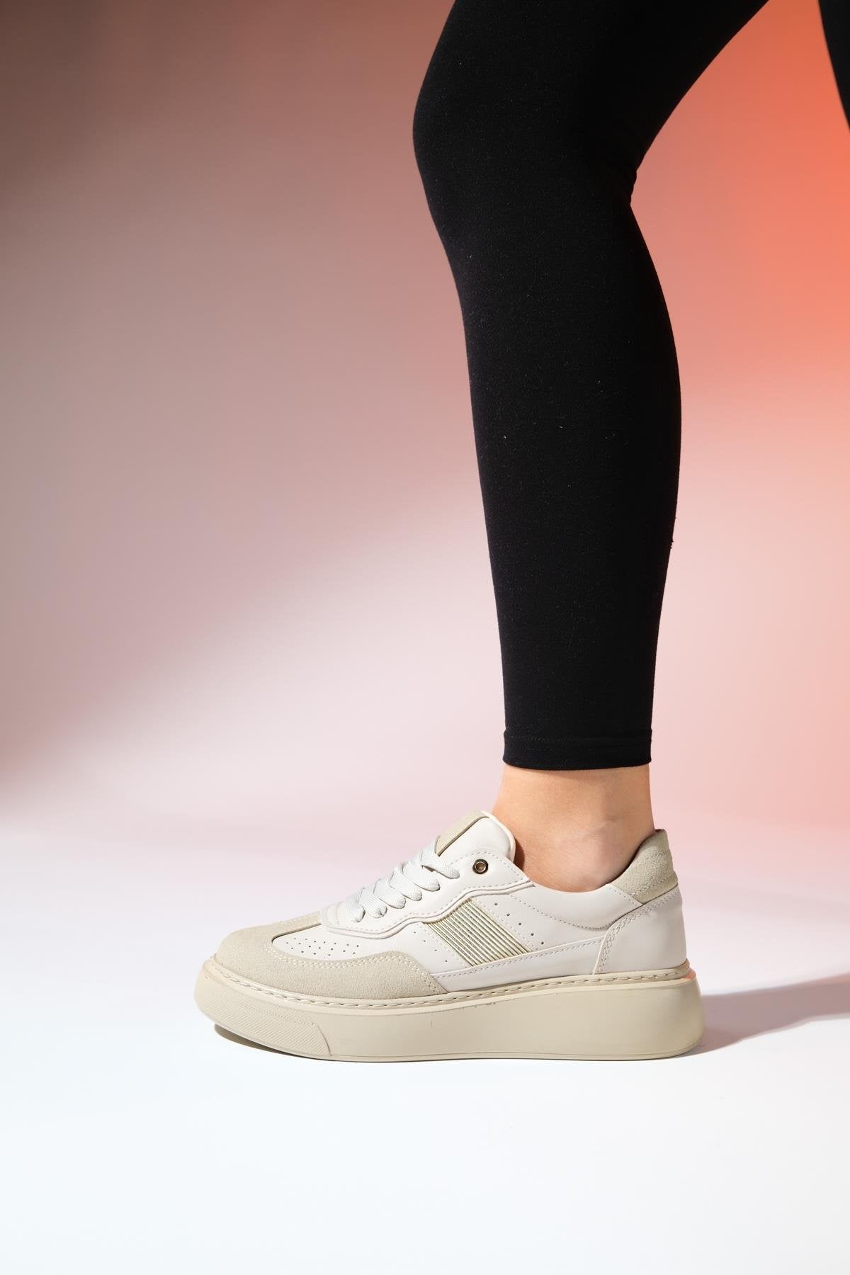 Venetia - Beige Sneaker (Women)