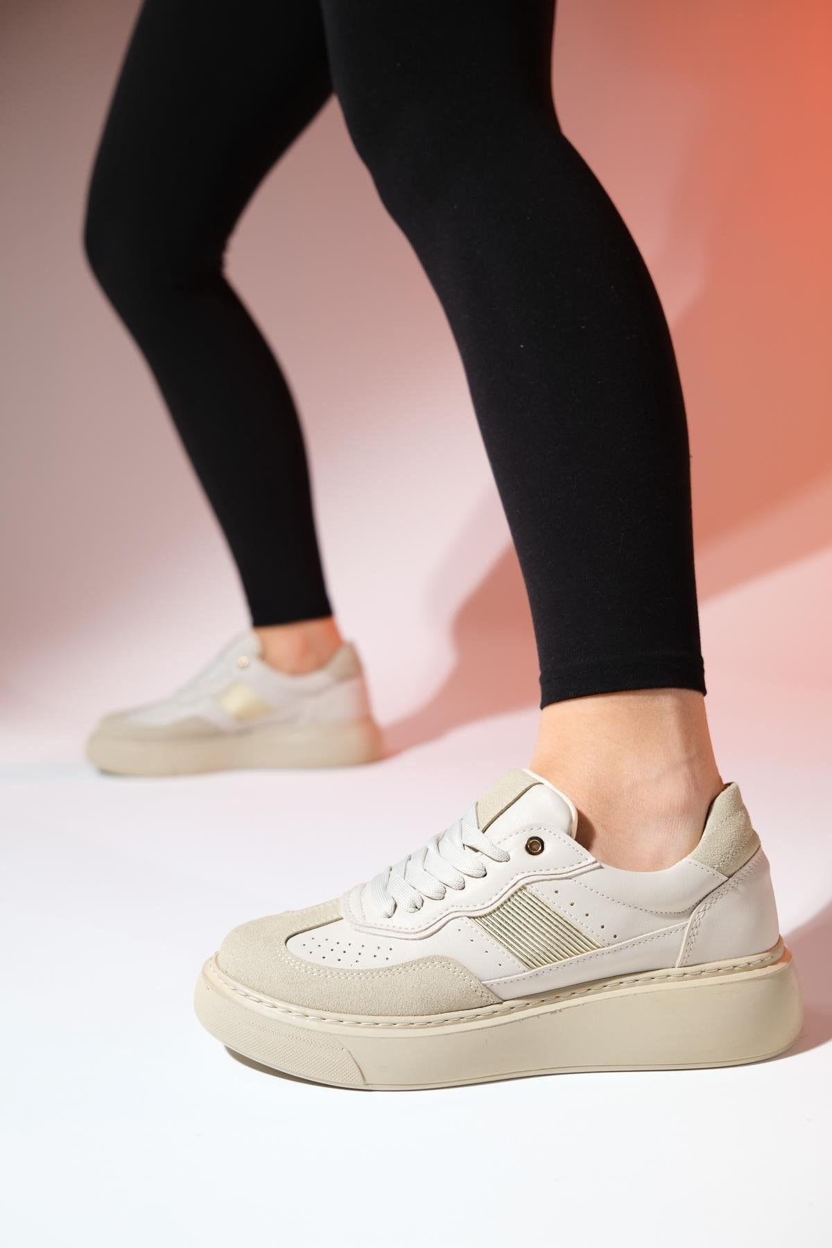 Venetia - Beige Sneaker (Women)