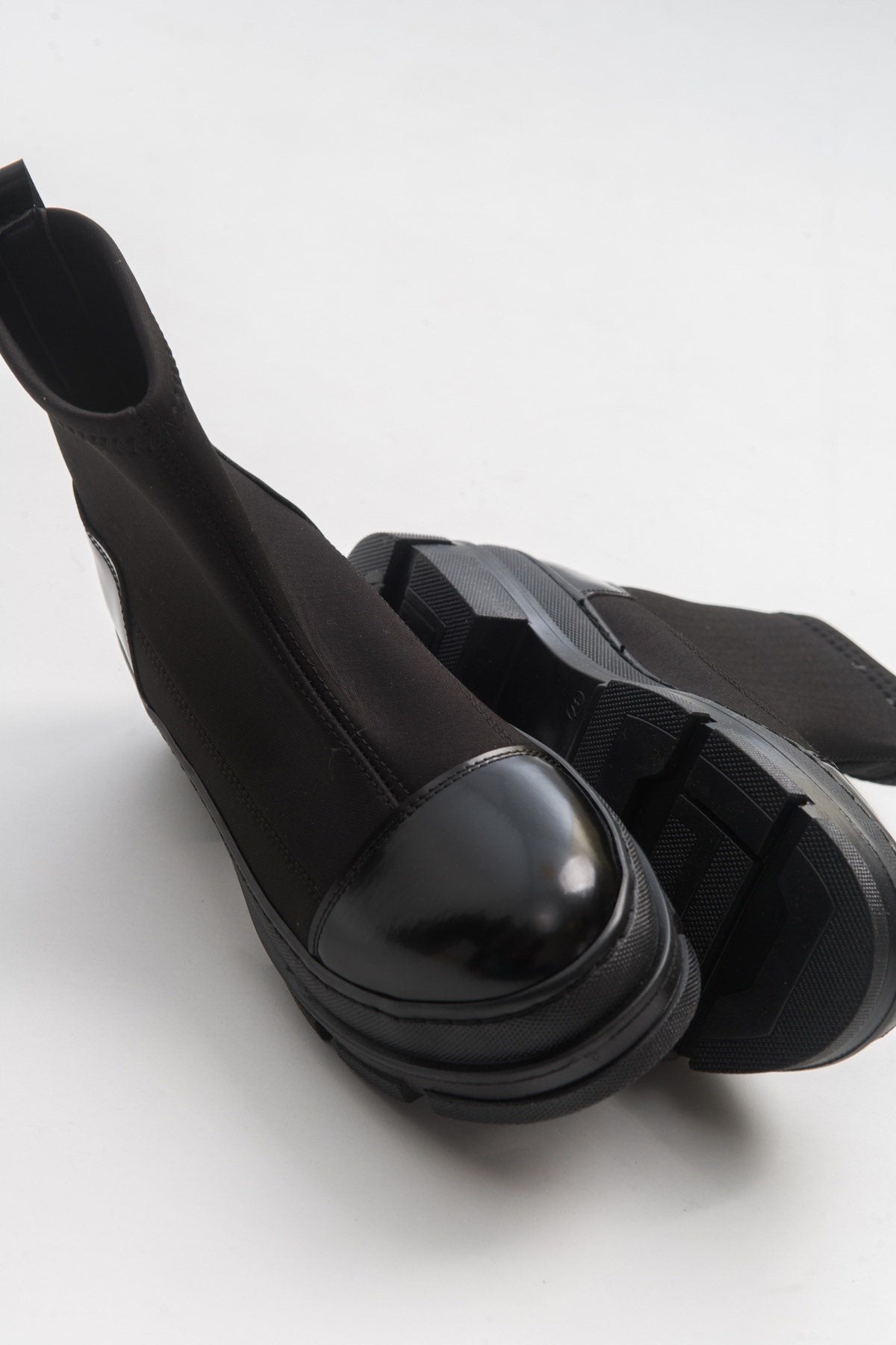 Bendis - Black Scuba Boot (Women)