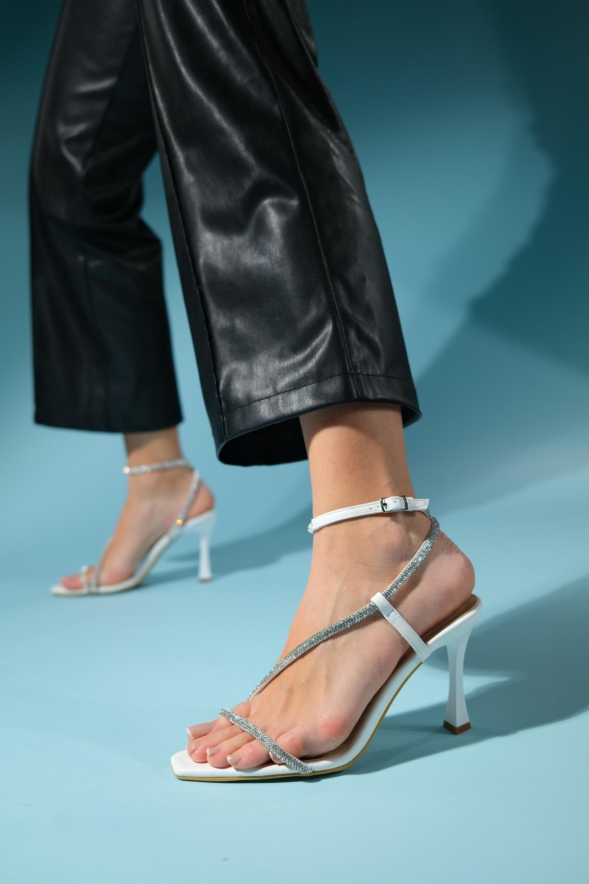 Almeria - White High-Heel Dress Shoe (Women)