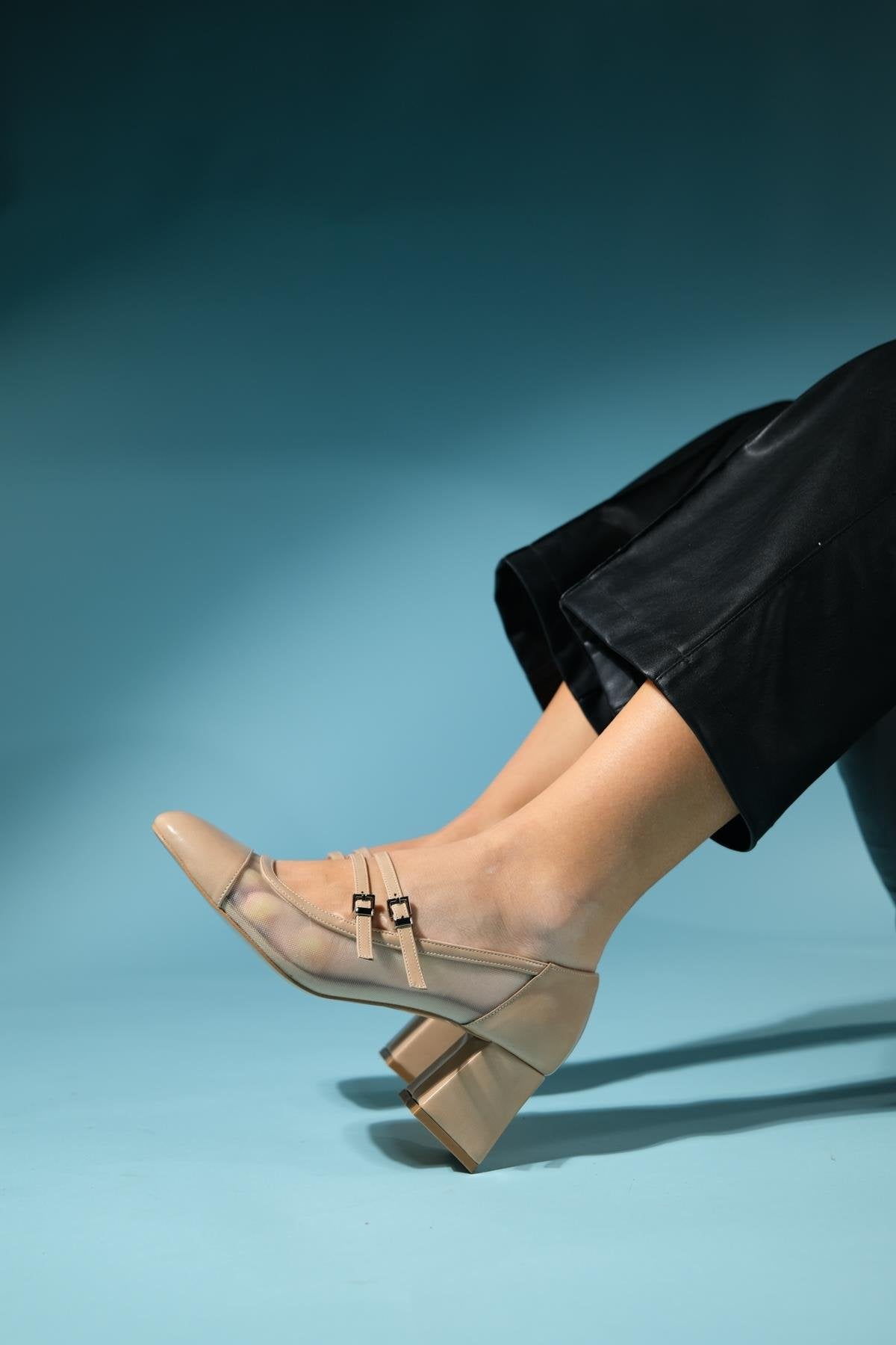 Scots - Beige Block Heel Shoe (Women)