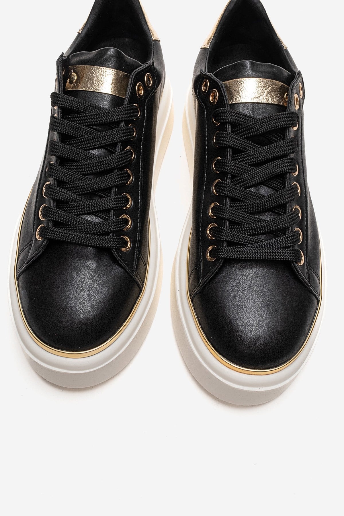 BORENA - Black Platform Sneaker (Women)