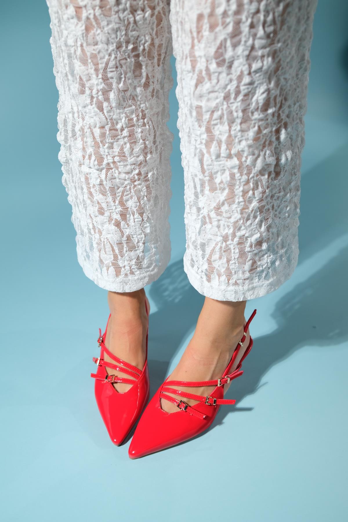 Magra Red Patent Pointed-Toe Slingback Stiletto (Women)