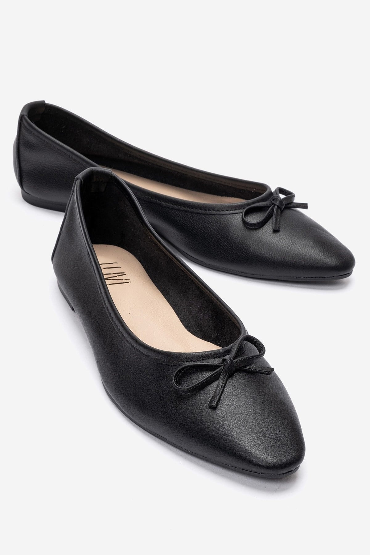 UMIEL - Black Genuine Leather Bow Ballet Flat (Women)