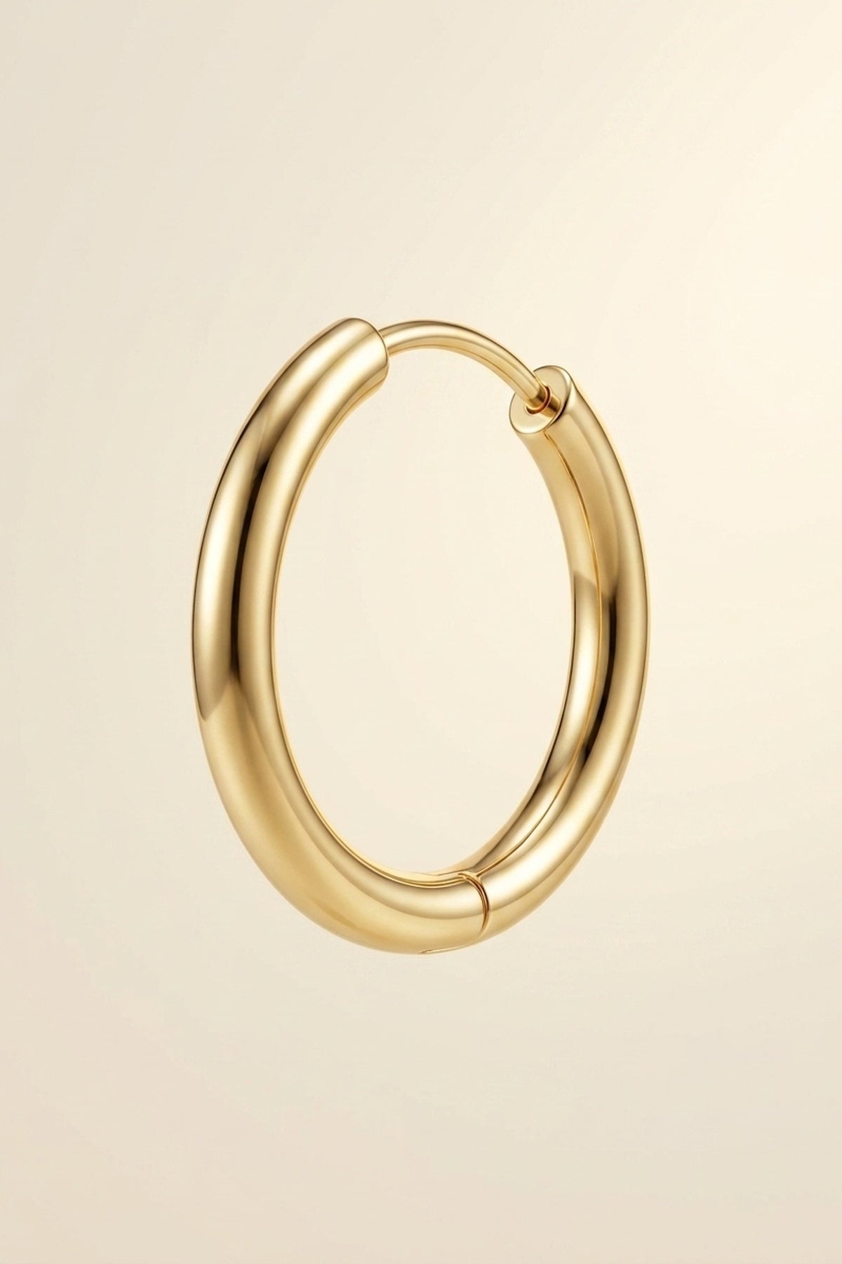 Estelle Single Classic 14k Gold Hoop Earrings