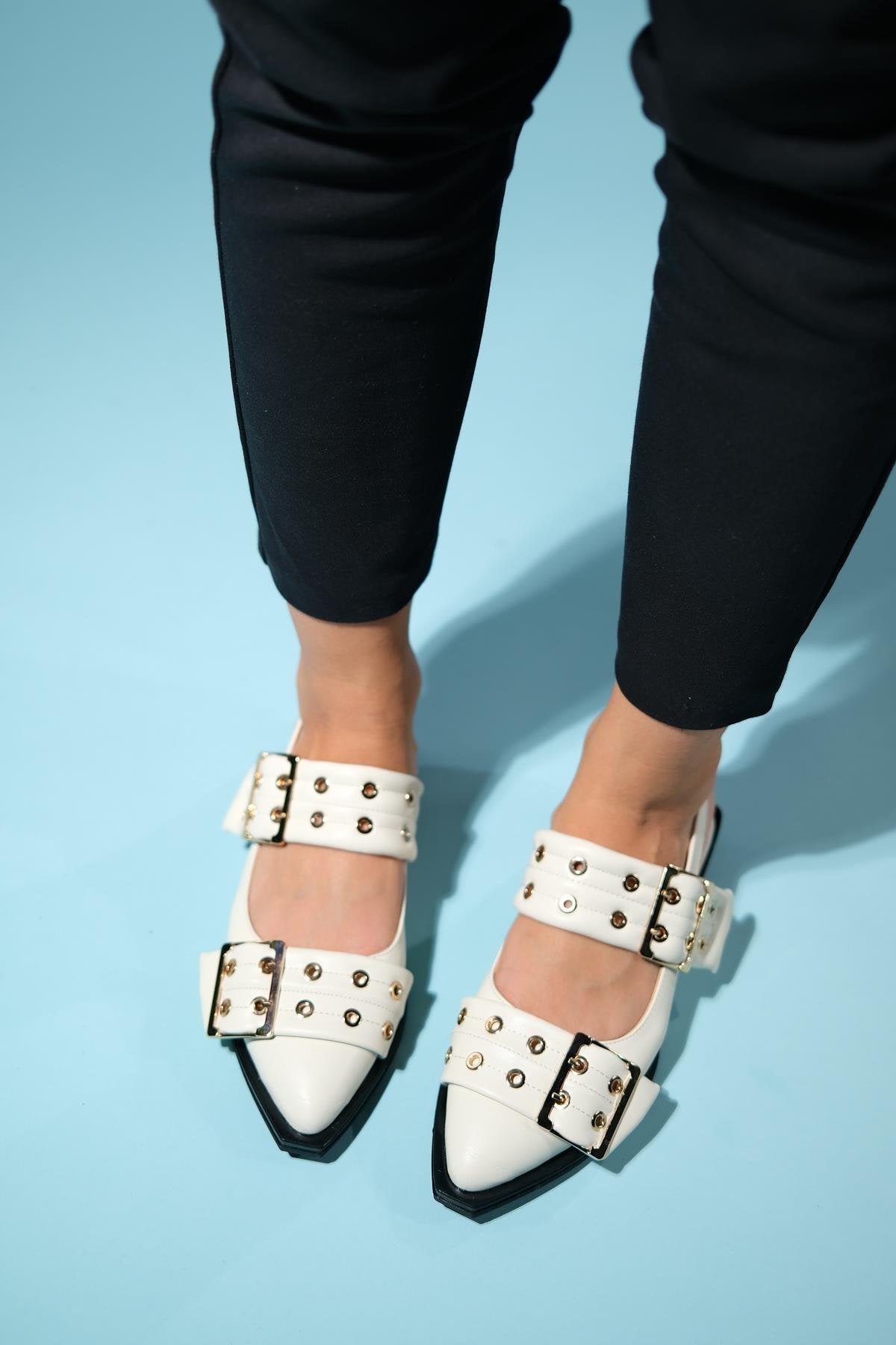 Paloma - Off-White Gold Buckle Sandal (Women)