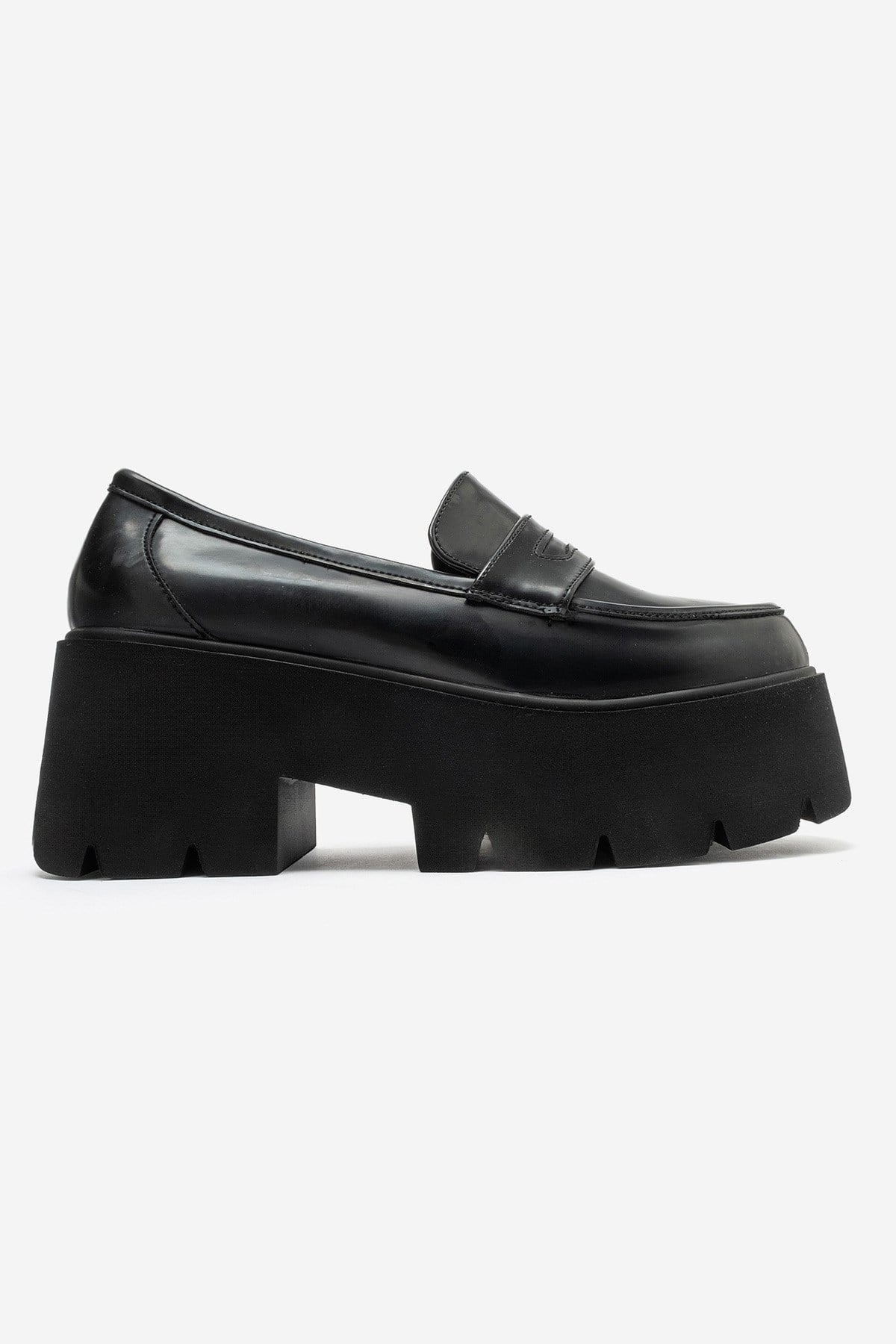 SANTIA - Black Platform Loafer (Women)