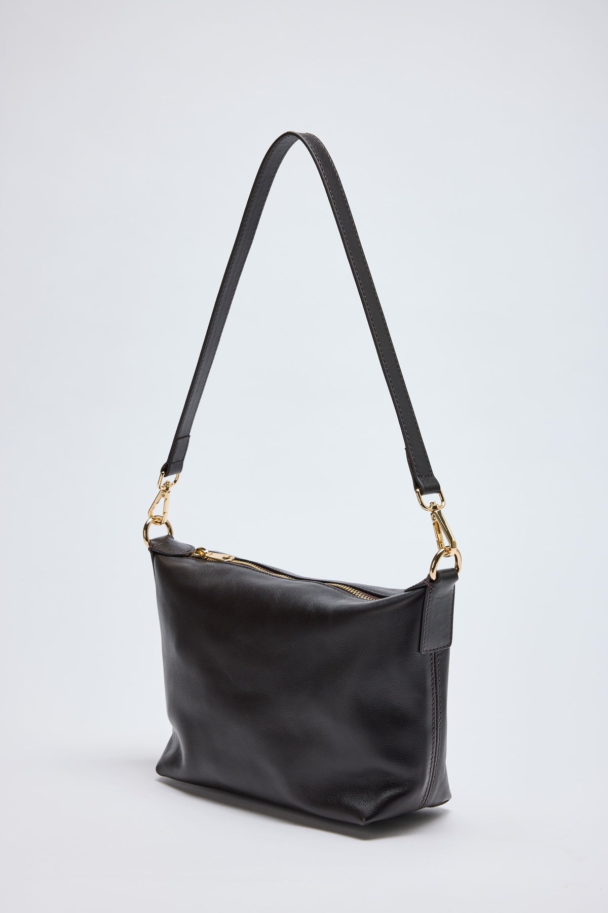 Monera Black Shoulder Bag