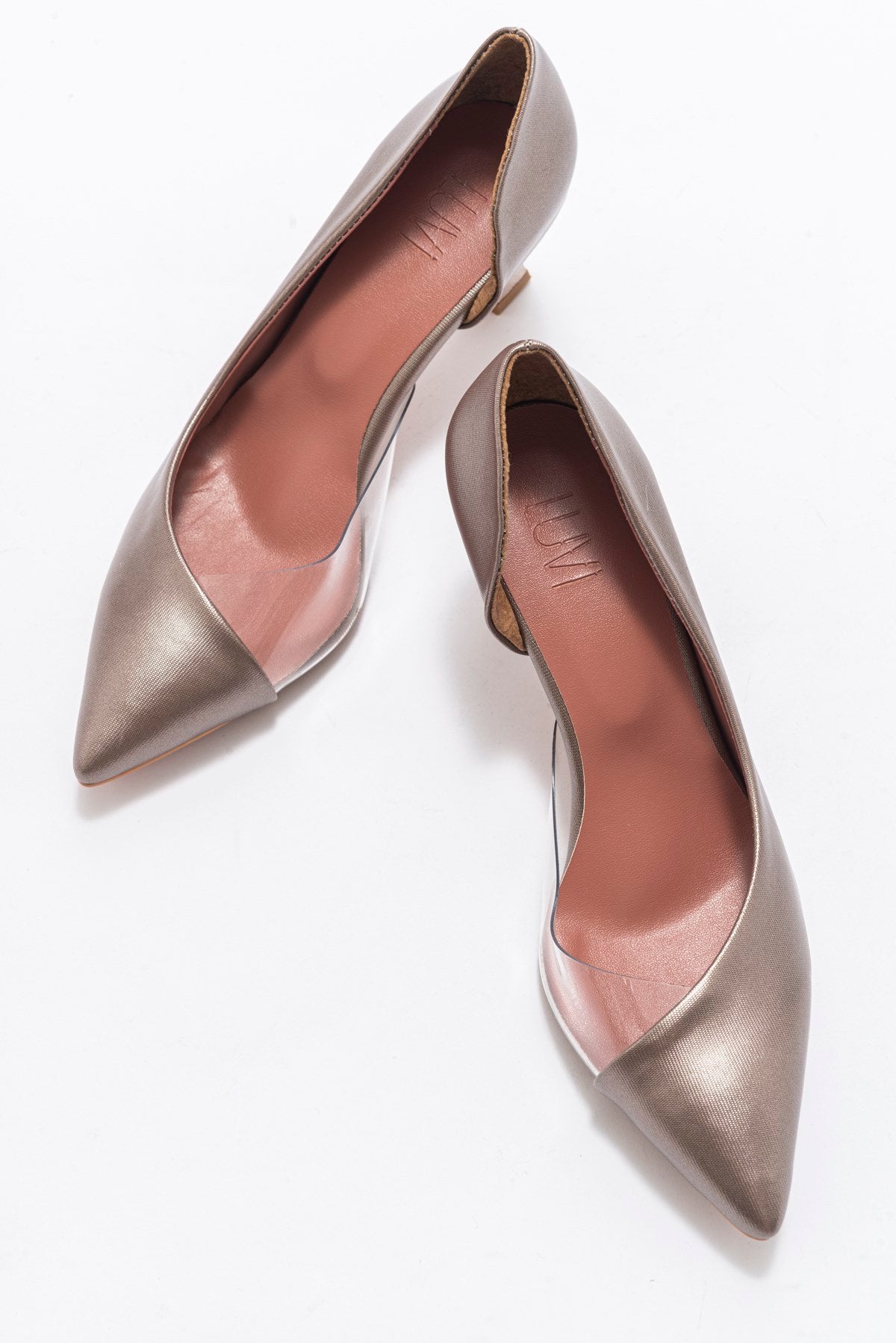 Vera Copper Pointed Toe Pump (Women)