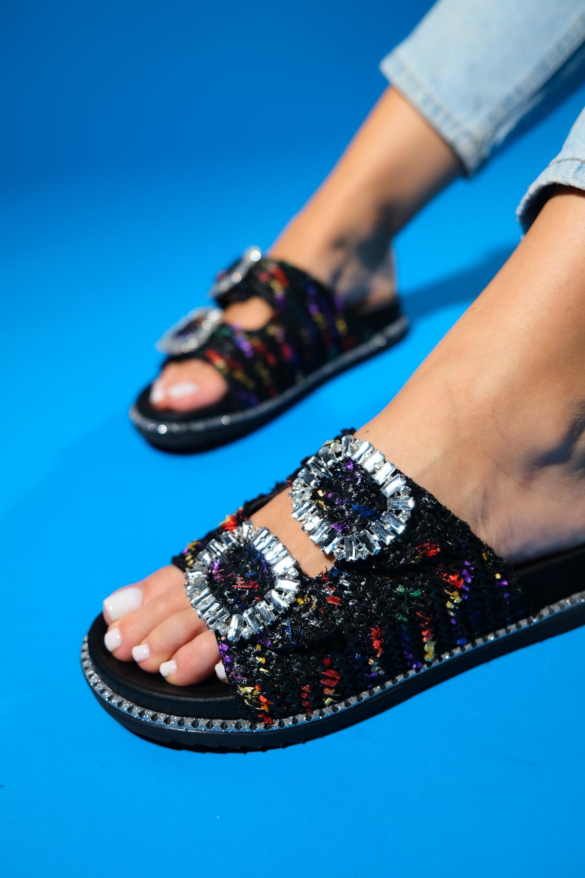 Dungeon - Black Tweed Double-Band Stone Buckle Slide (Women)